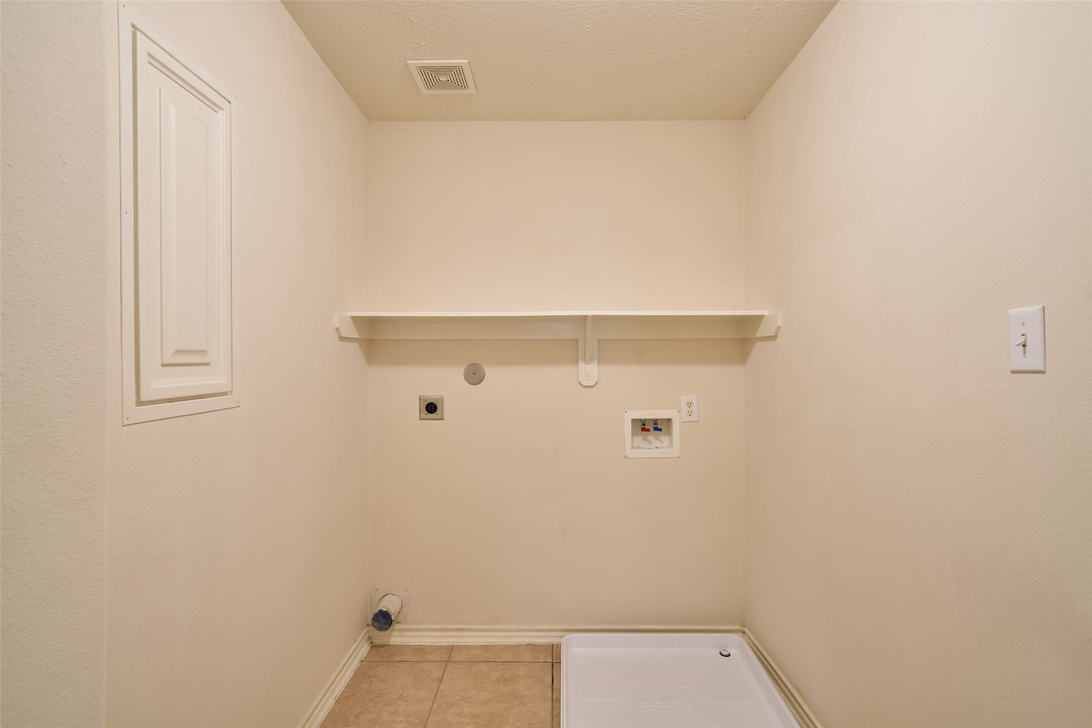 4923 Forest Hurst Drive, Spring, TX 77373