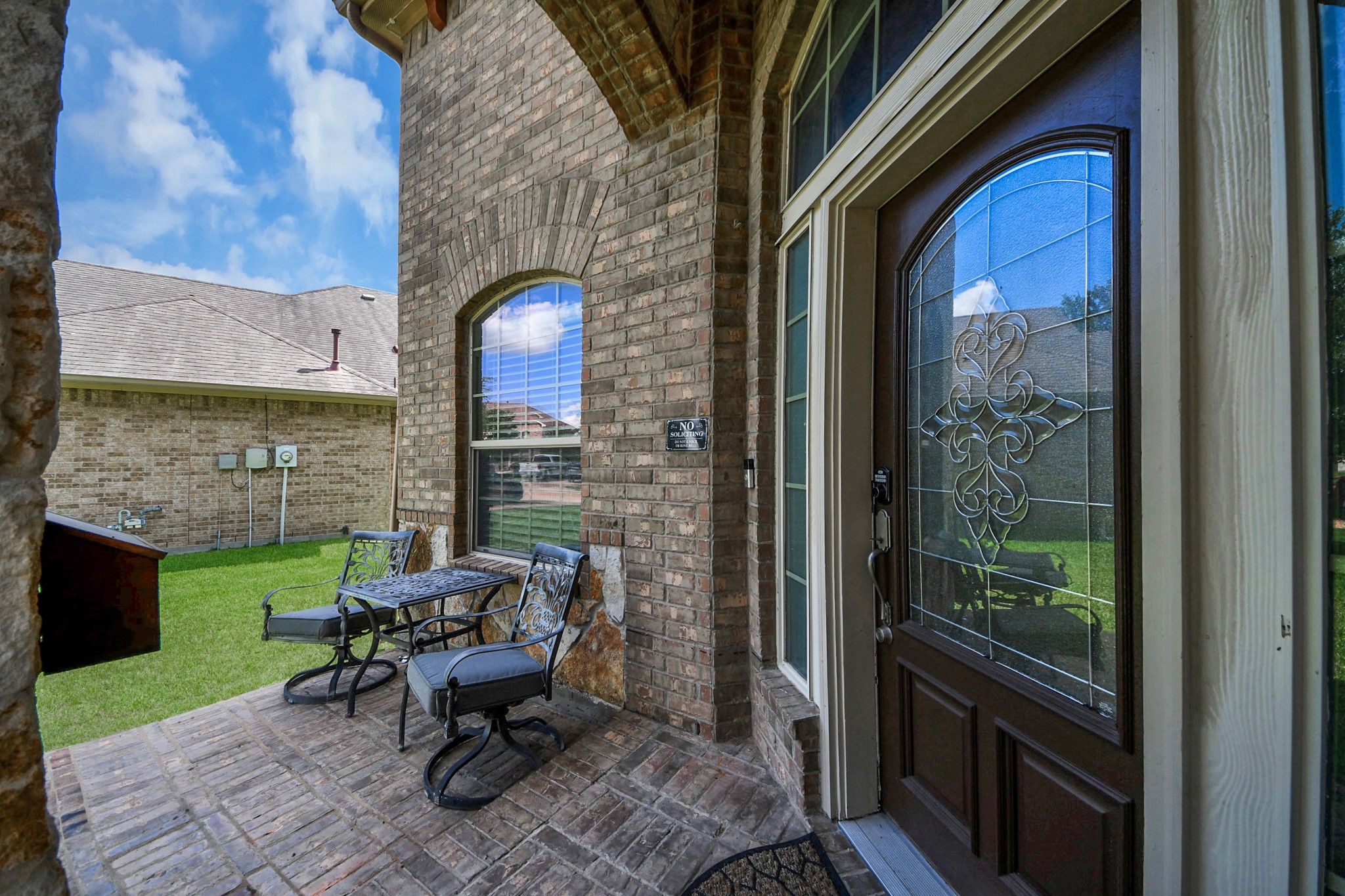 welcoming front sitting area
