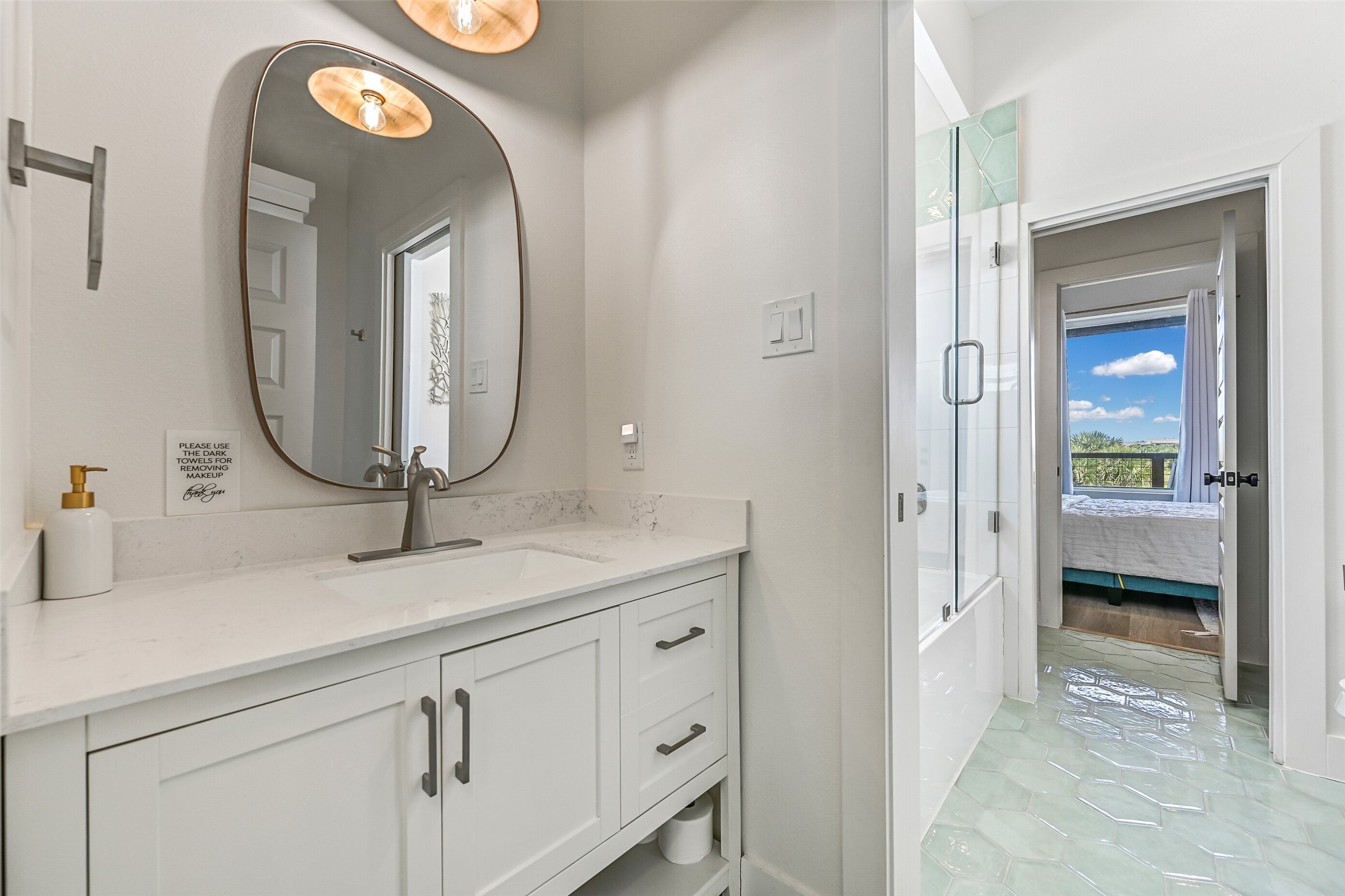 4110 Isla Del Sol, Galveston, TX 77554