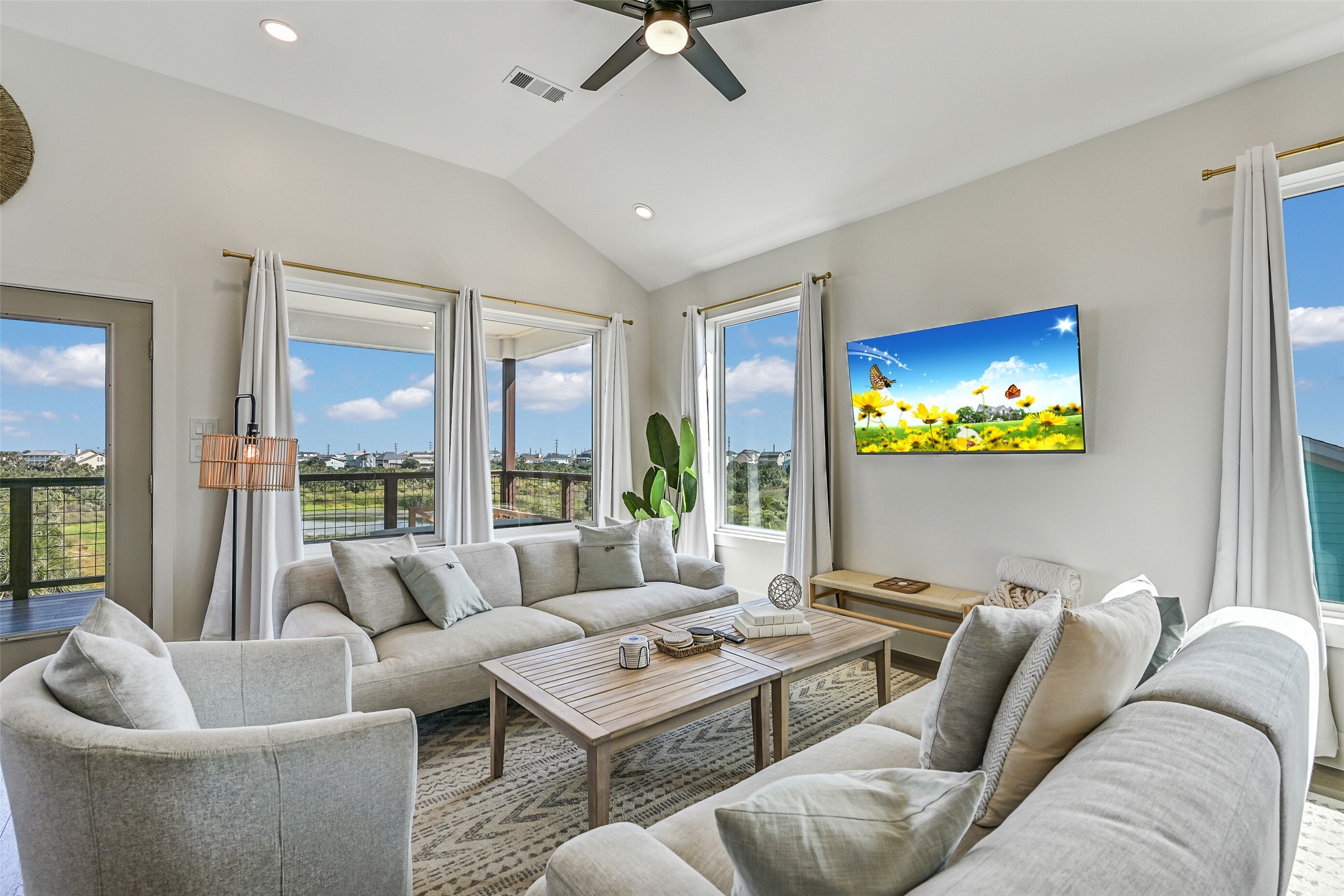 4110 Isla Del Sol, Galveston, TX 77554 4110 Isla Del Sol, Galveston, TX 77554