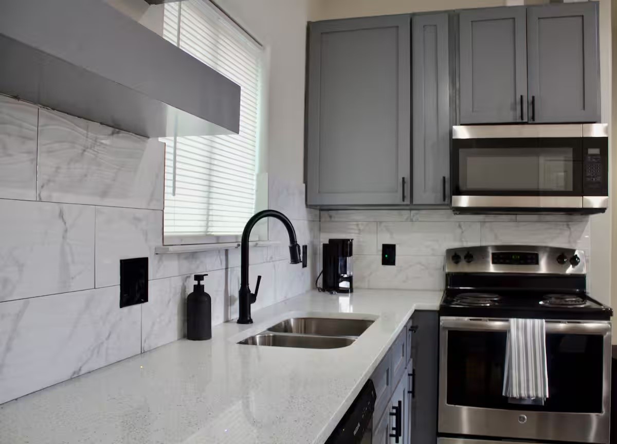Kitchen with stainless appliances Kitchen with stainless appliances
