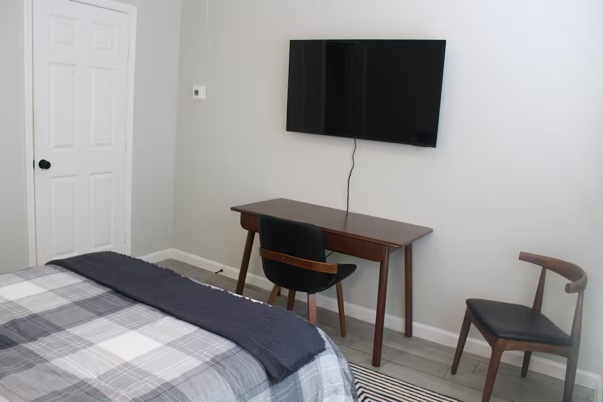 Bedroom with desk