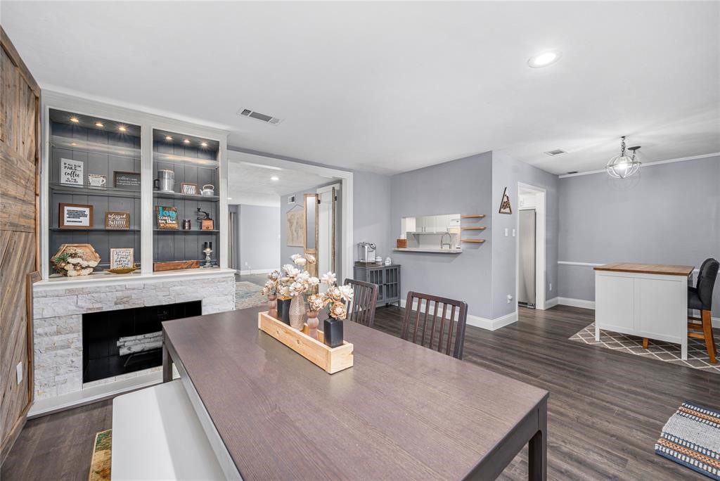 1371 Country Place Drive, Houston, TX 77079
