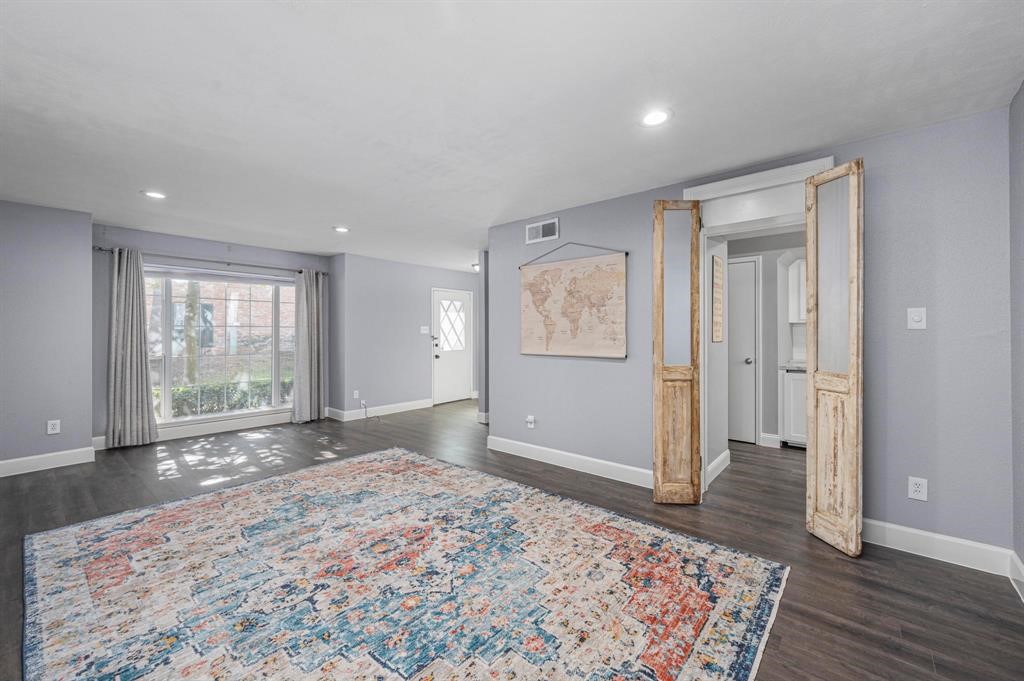 1371 Country Place Drive, Houston, TX 77079