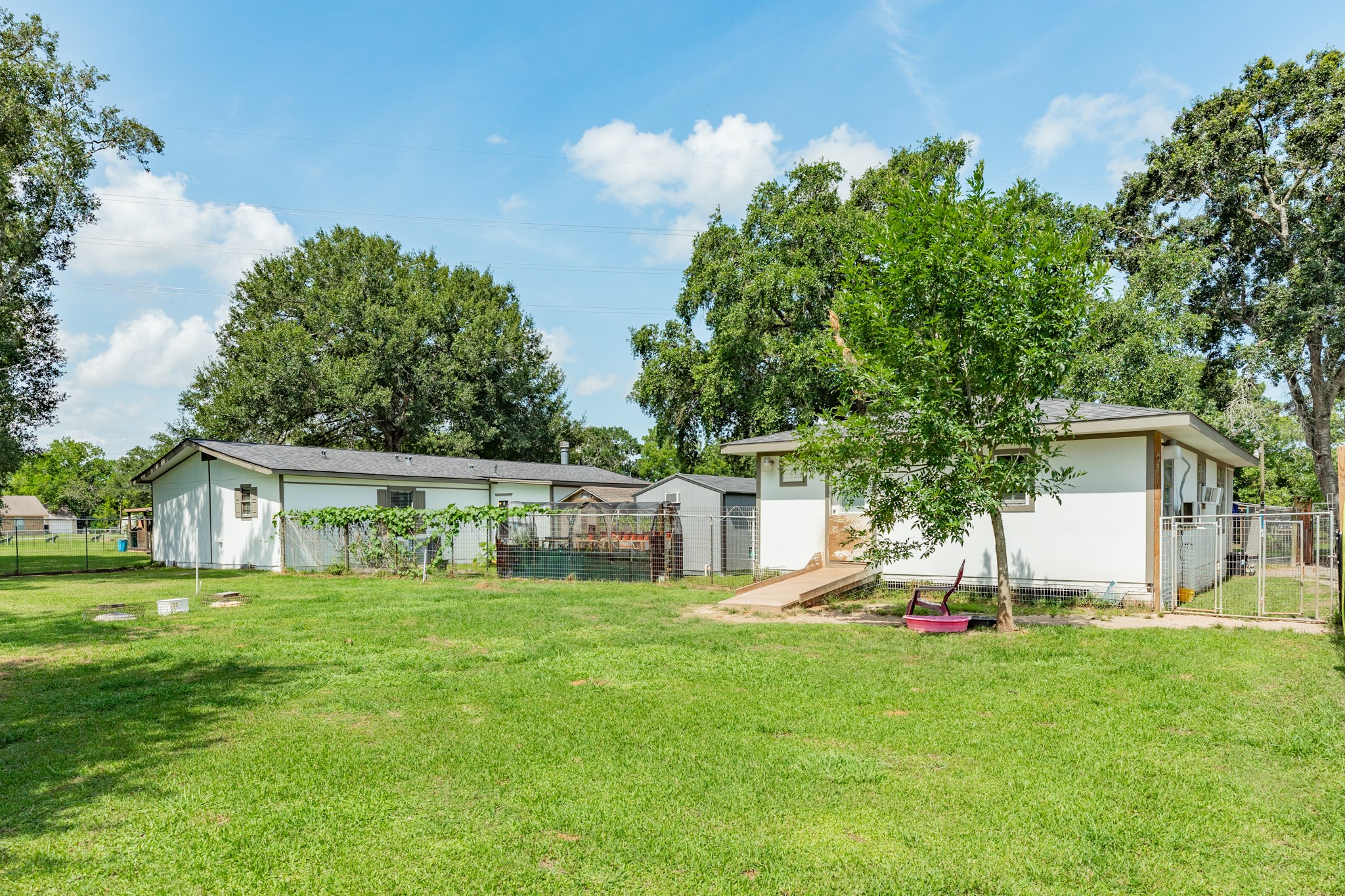 2230 Nancy Street, Alvin, TX 77511