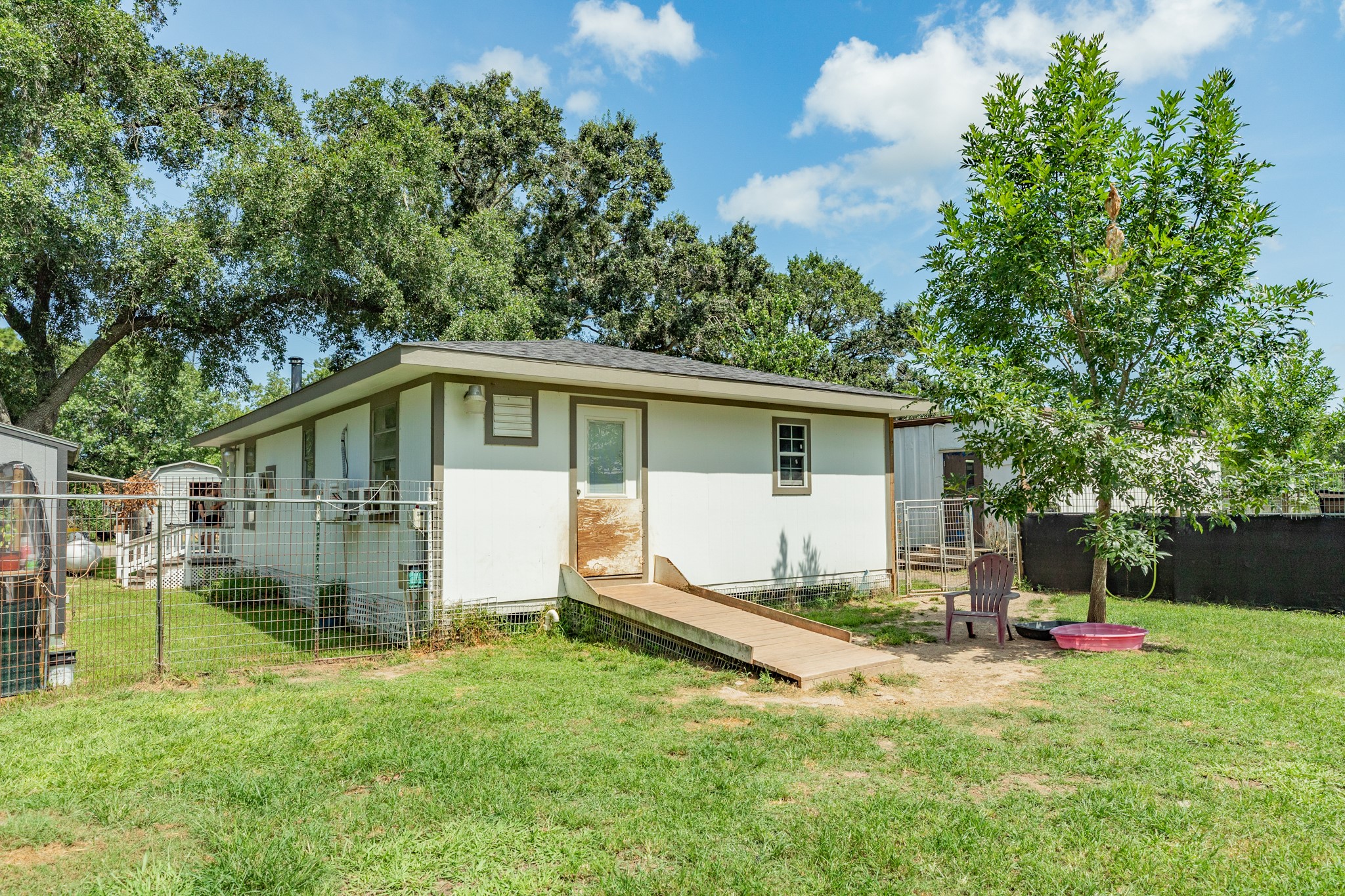 2230 Nancy Street, Alvin, TX 77511