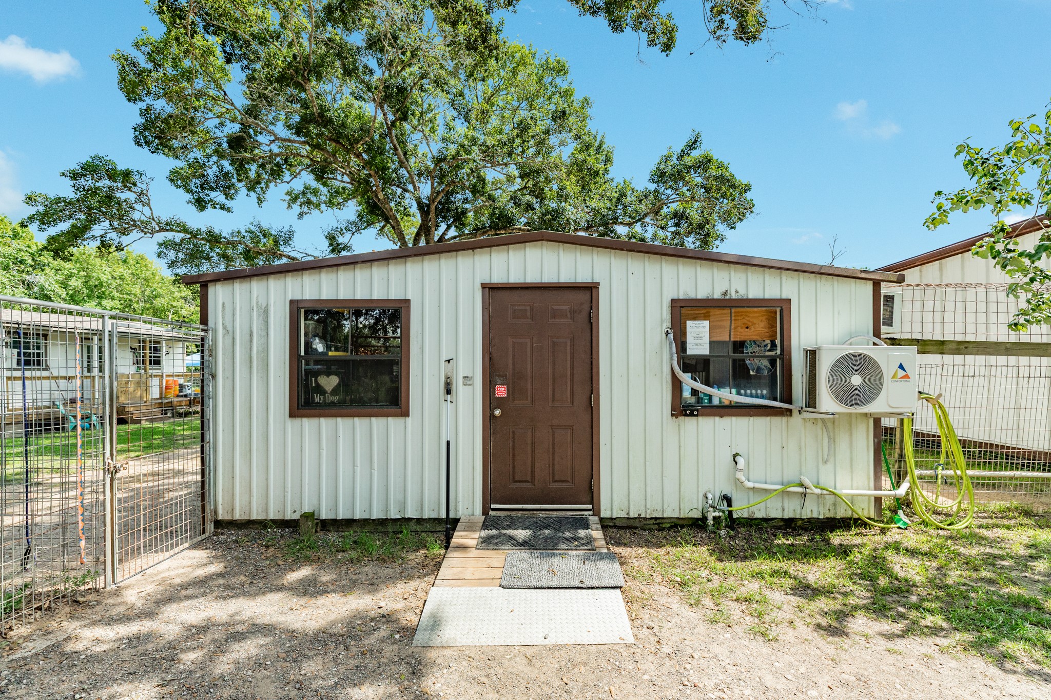 2230 Nancy Street, Alvin, TX 77511