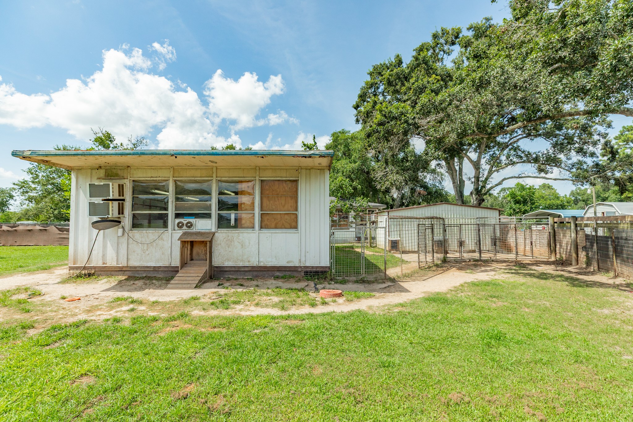 2230 Nancy Street, Alvin, TX 77511