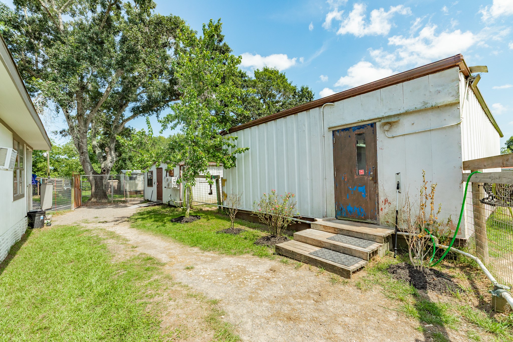 2230 Nancy Street, Alvin, TX 77511