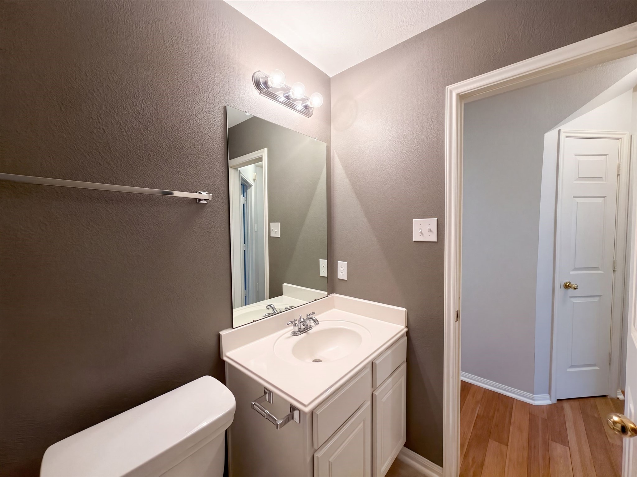 11810 White Water Bay Drive, Pearland, TX 77584