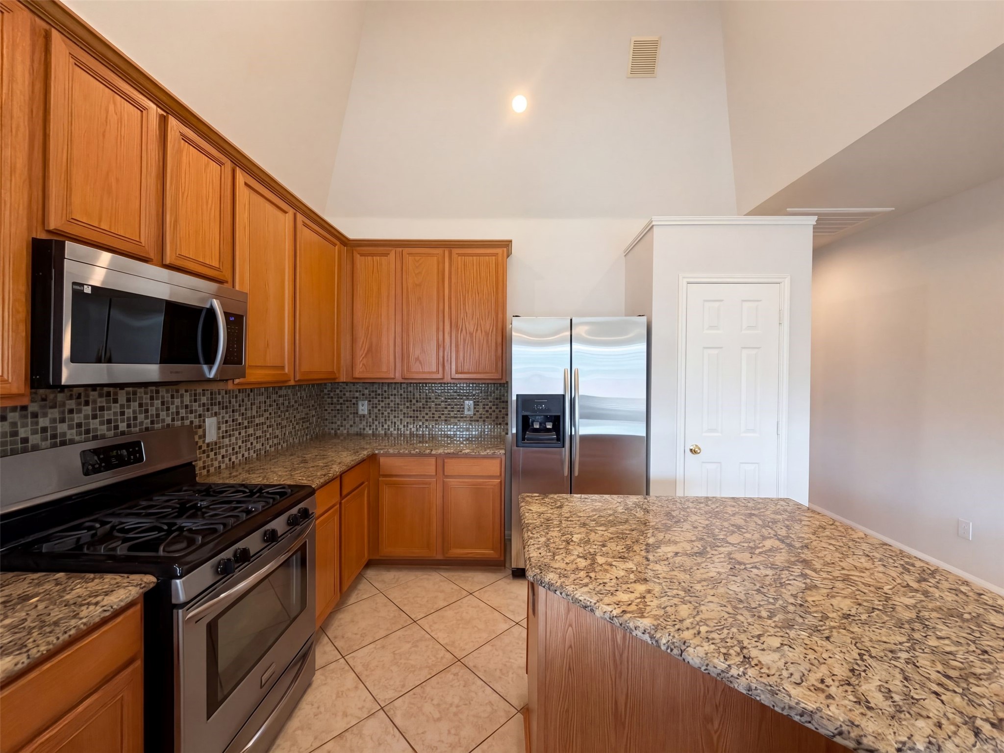 11810 White Water Bay Drive, Pearland, TX 77584
