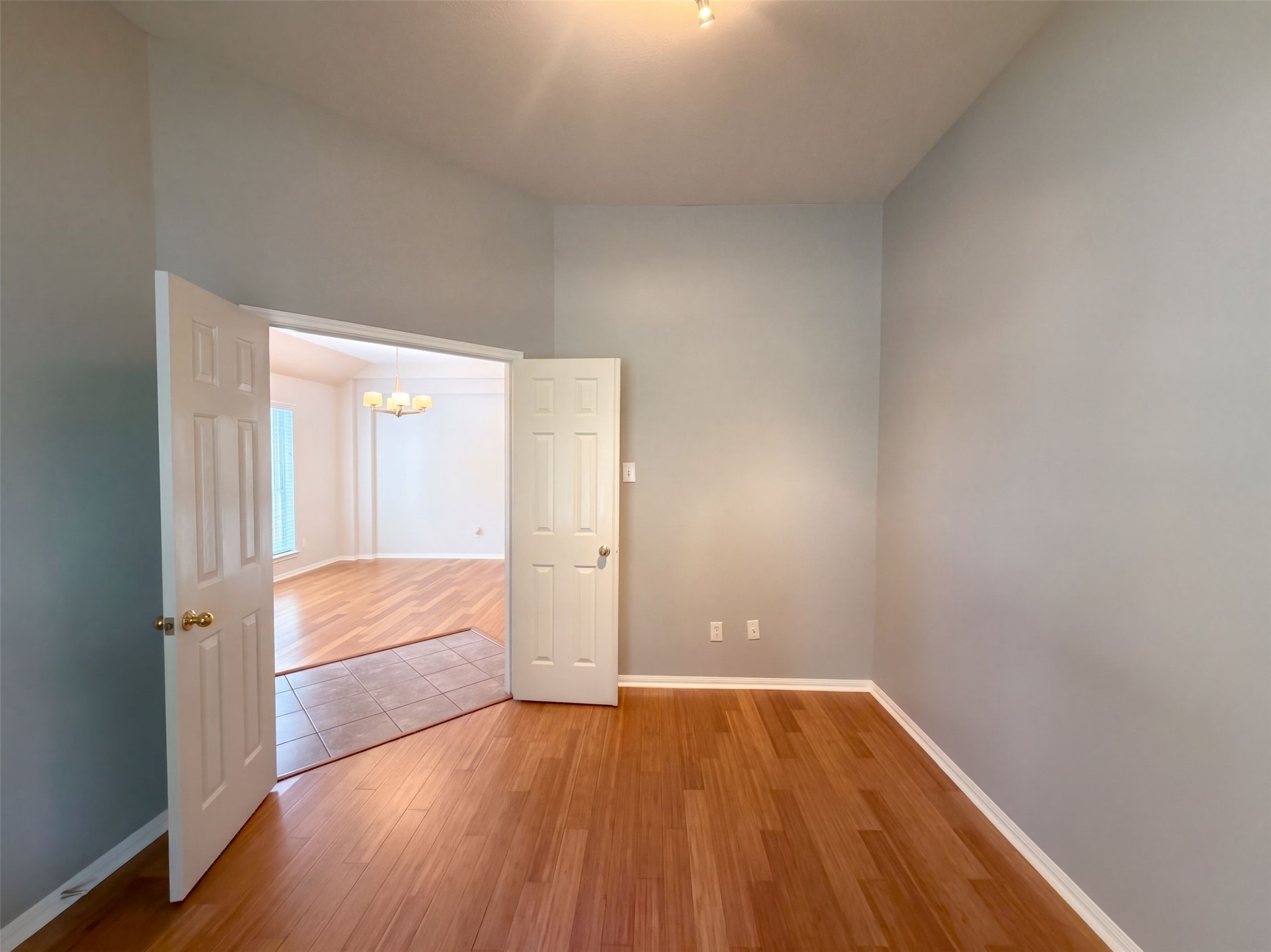 11810 White Water Bay Drive, Pearland, TX 77584