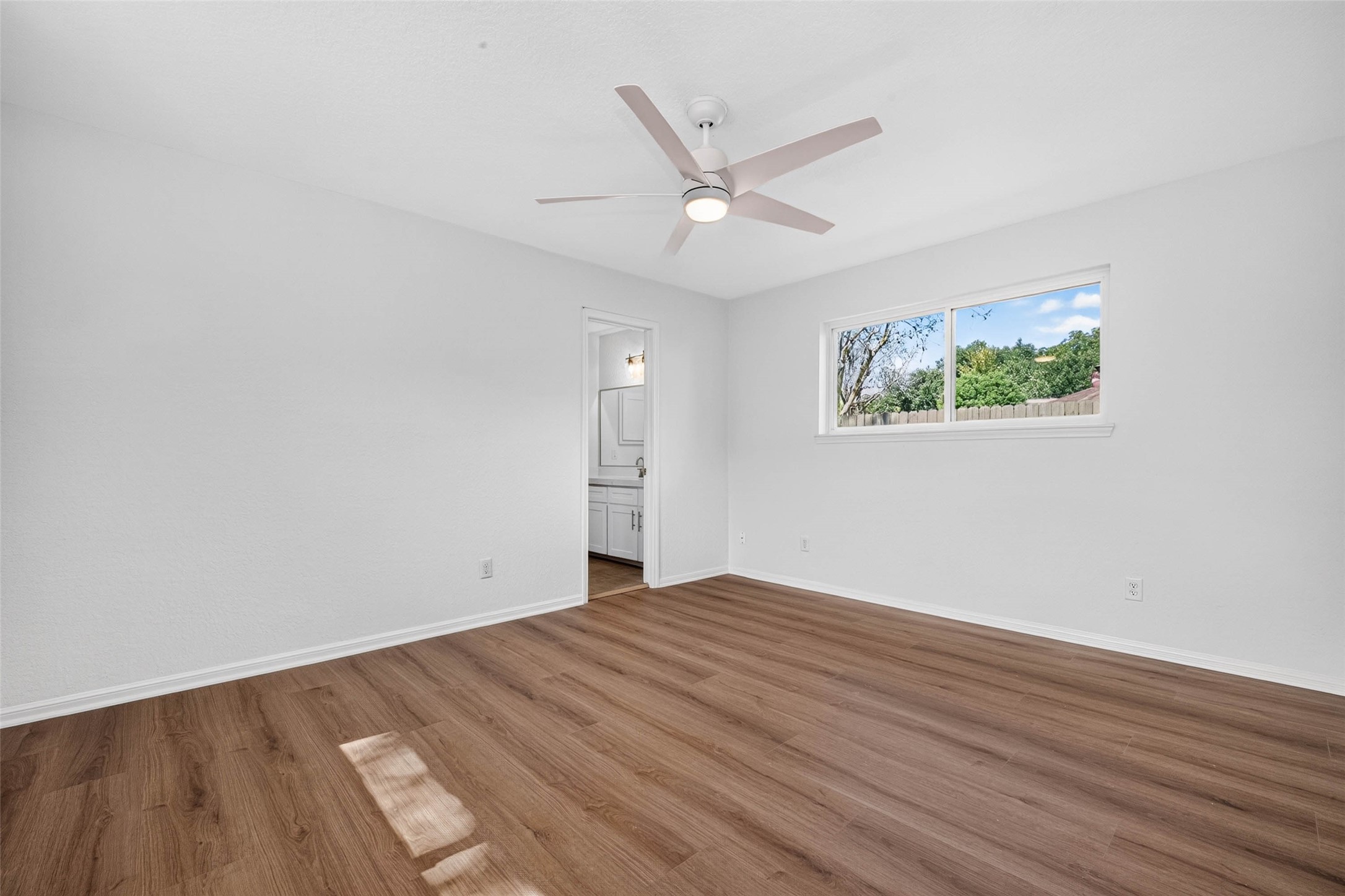 3611 Plum Hollow Drive, Houston, TX 77059