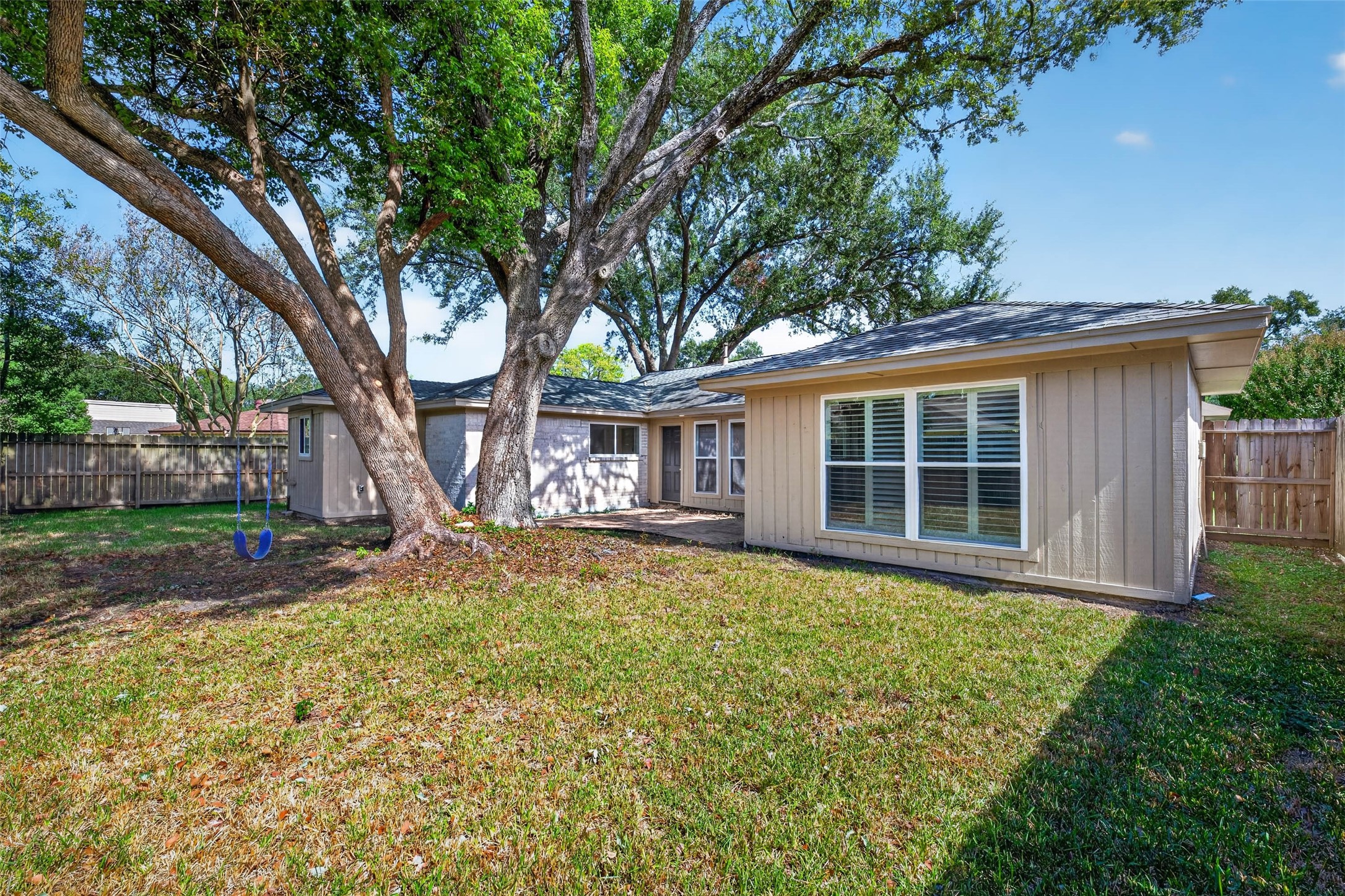 3611 Plum Hollow Drive, Houston, TX 77059