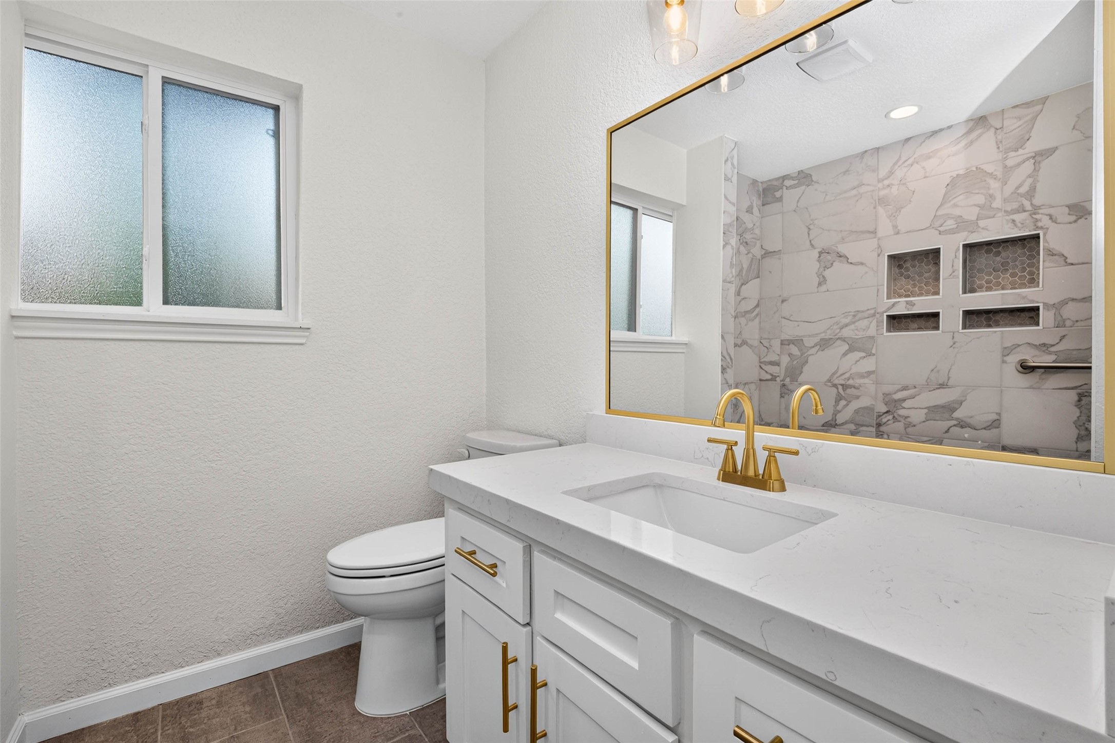 3611 Plum Hollow Drive, Houston, TX 77059