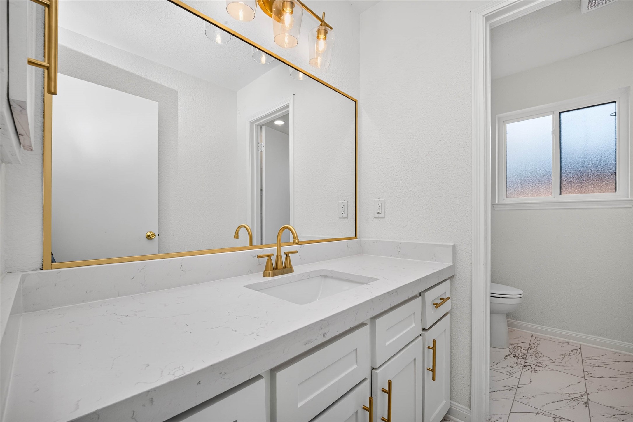 3611 Plum Hollow Drive, Houston, TX 77059
