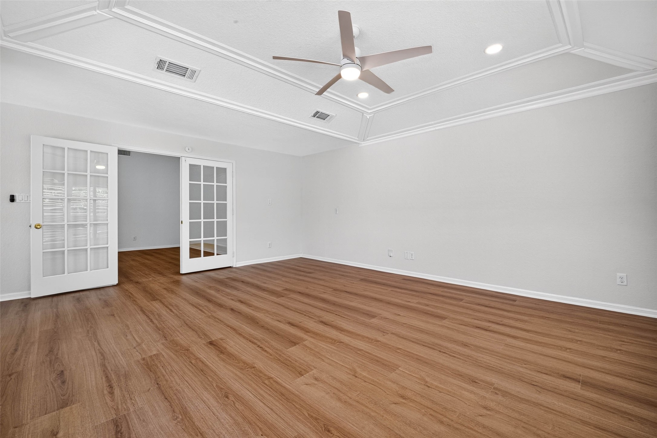 3611 Plum Hollow Drive, Houston, TX 77059