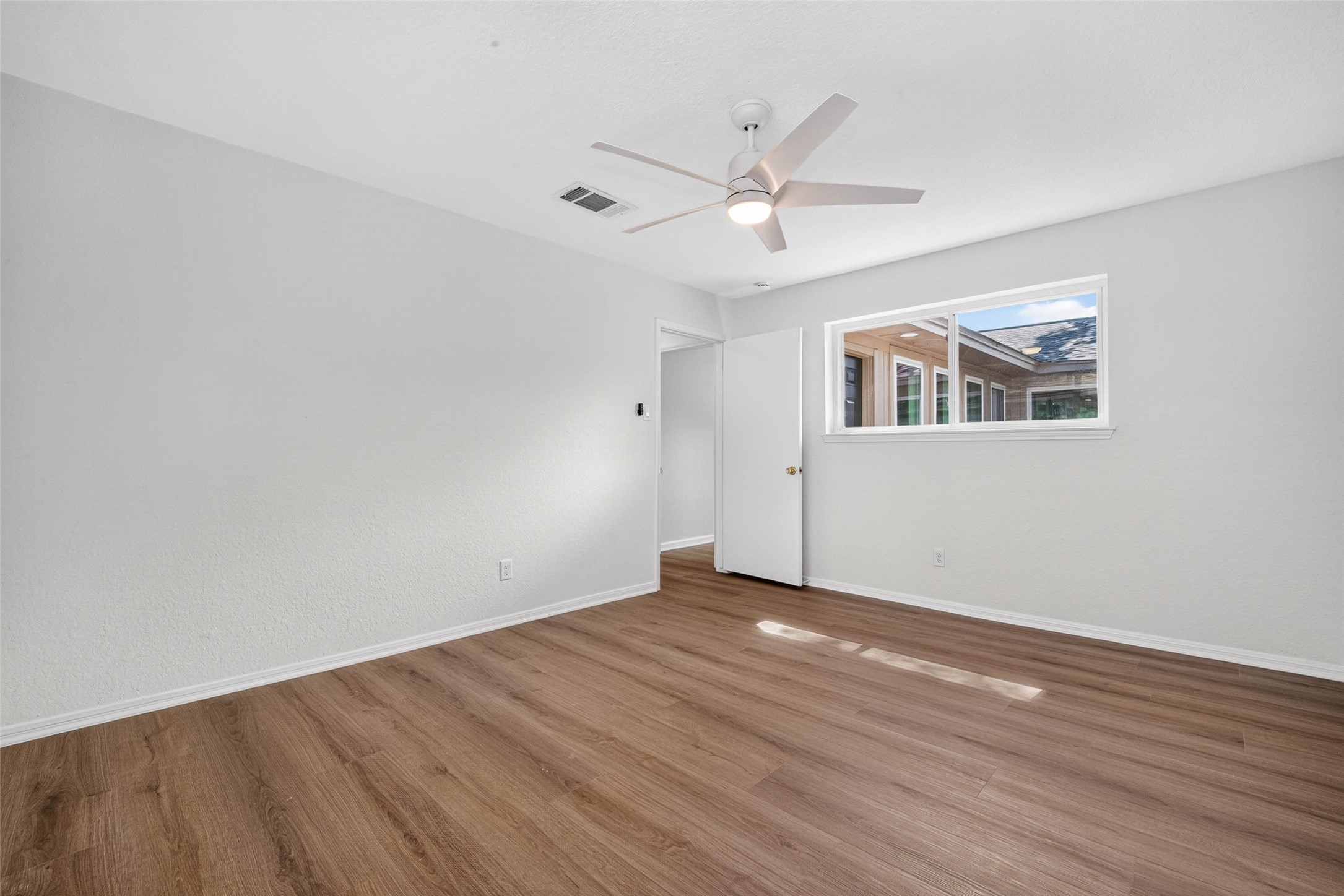 3611 Plum Hollow Drive, Houston, TX 77059