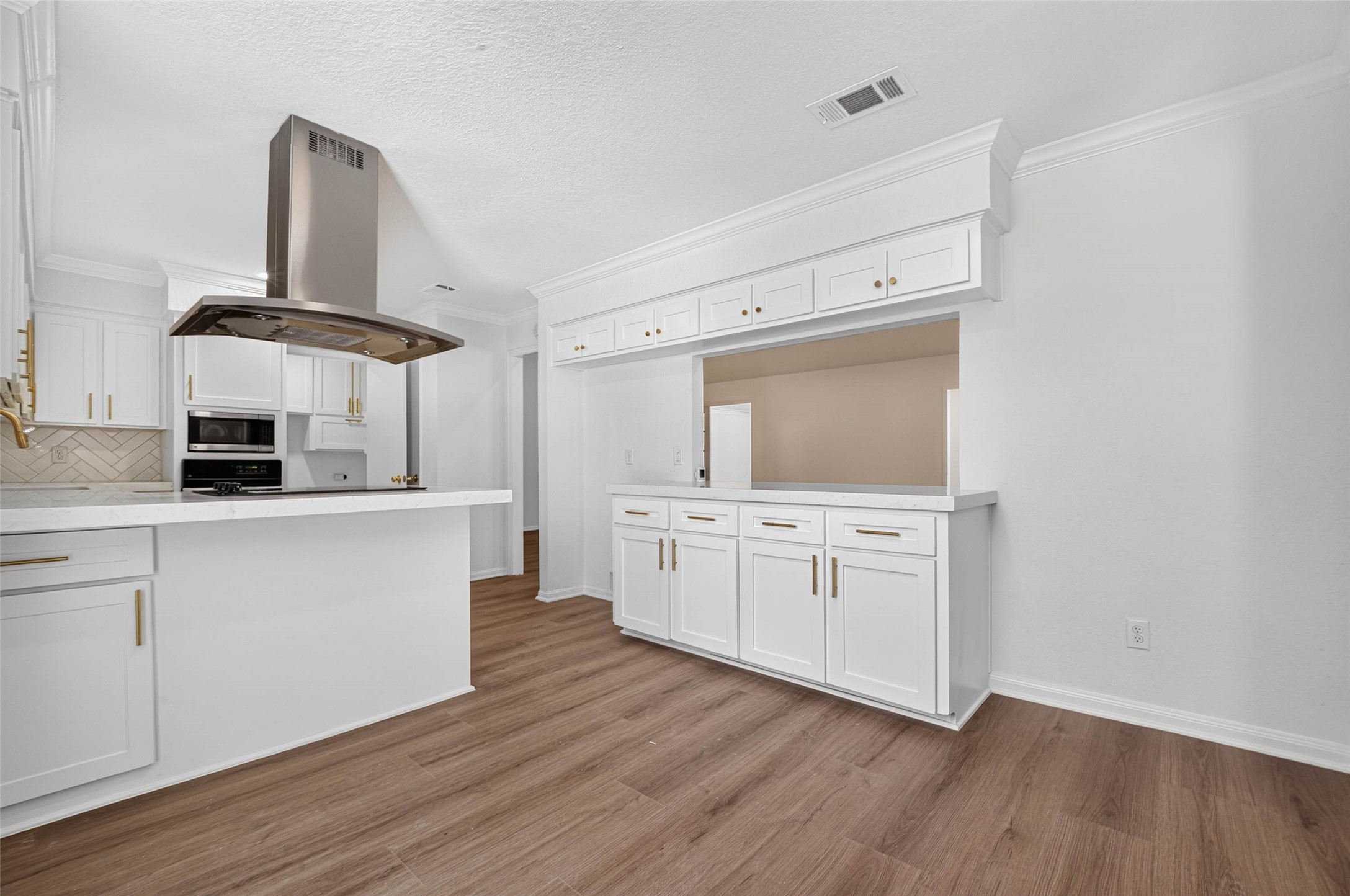 3611 Plum Hollow Drive, Houston, TX 77059