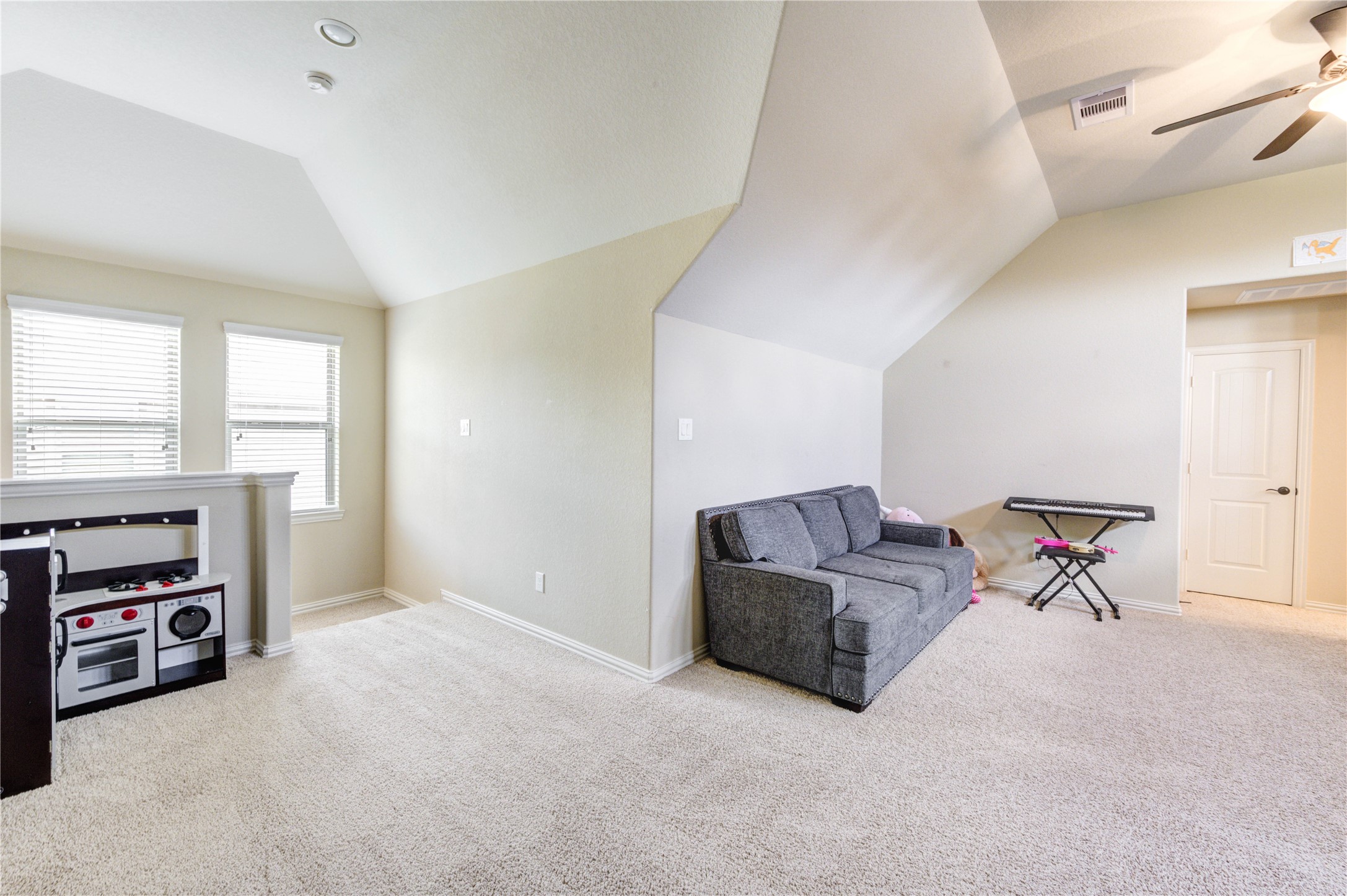 298 Clearwood Drive, League City, TX 77573