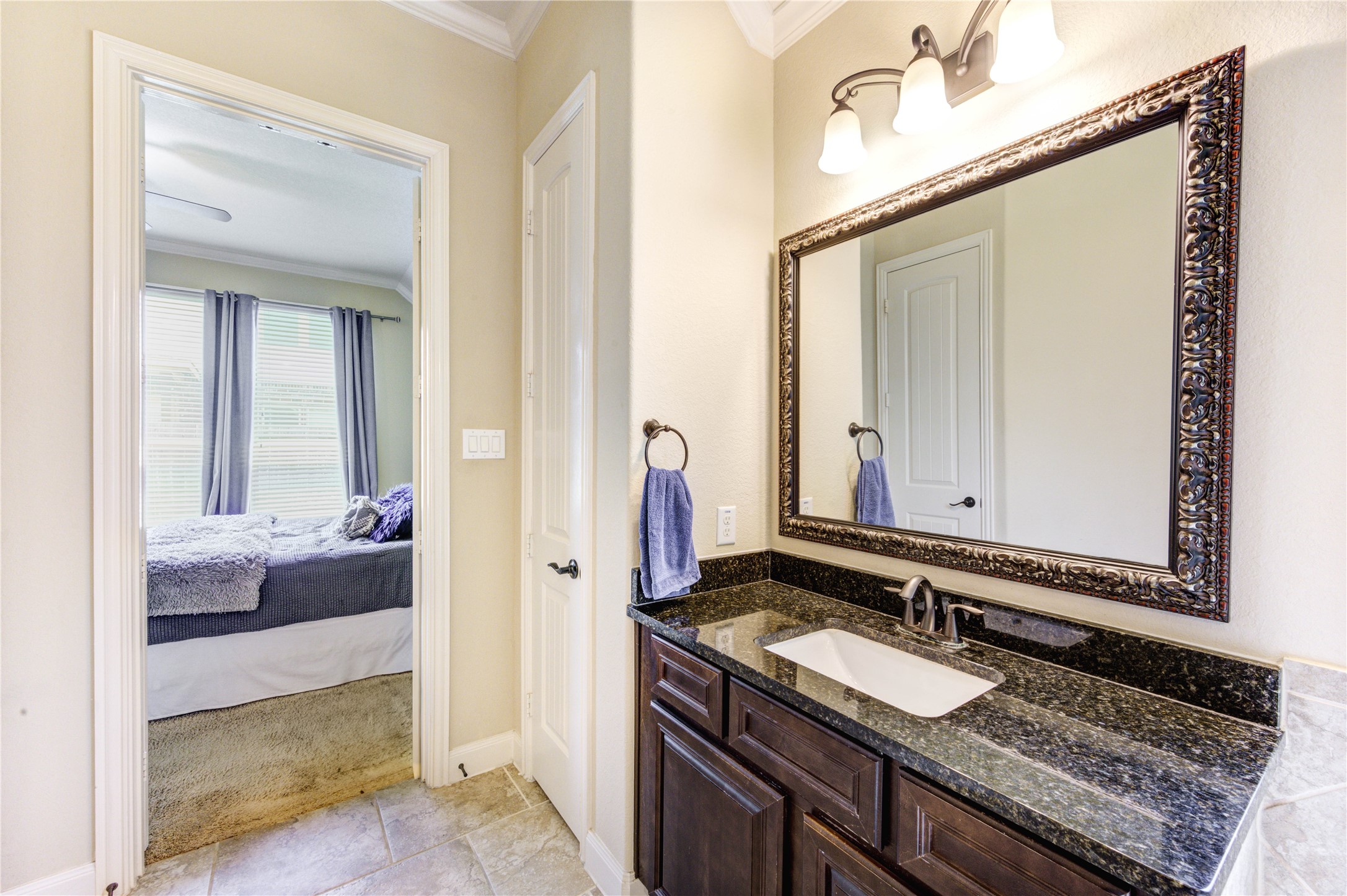298 Clearwood Drive, League City, TX 77573