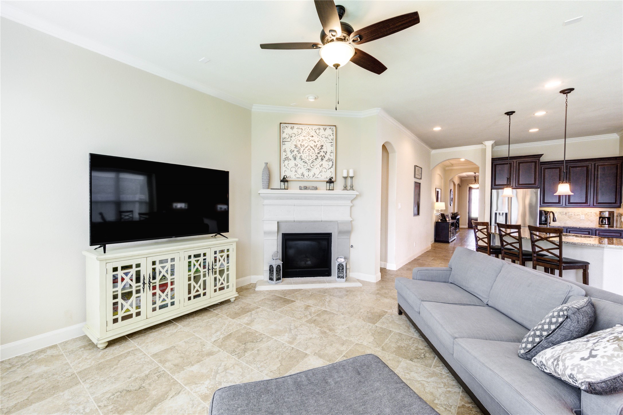 298 Clearwood Drive, League City, TX 77573