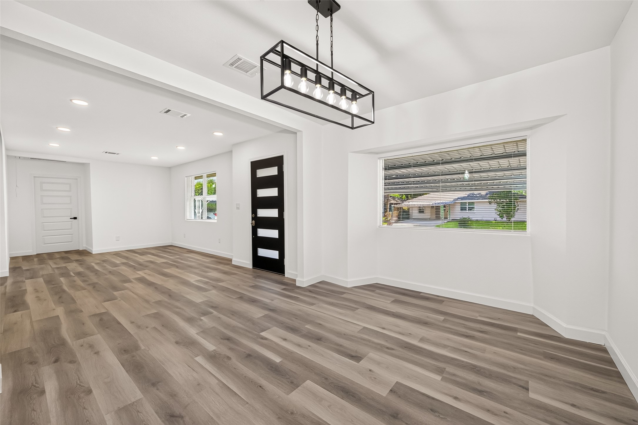 3107 Sunnydale Drive, Houston, TX 77051