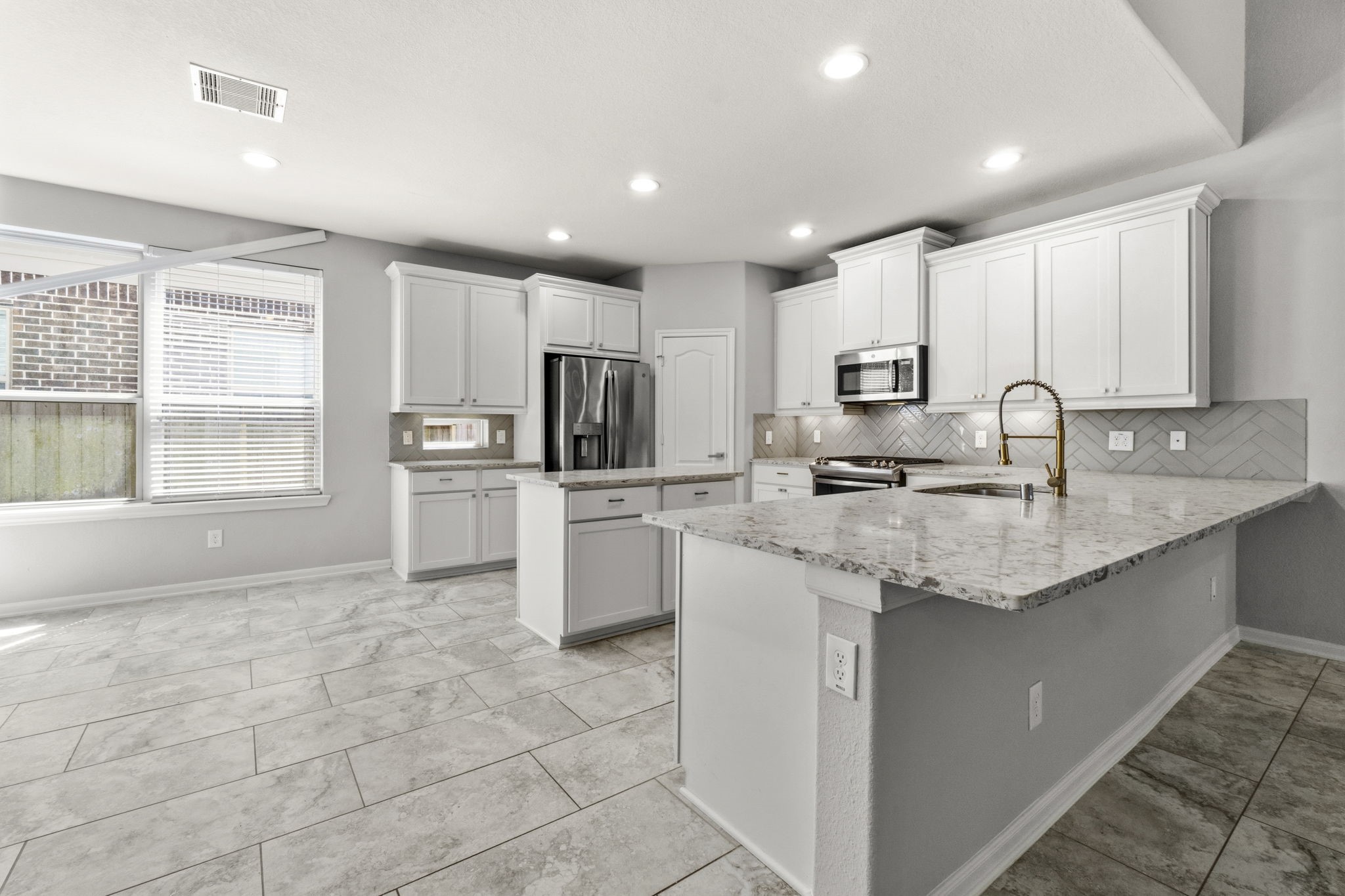 127 Fox Trail Road, Montgomery, TX 77316 127 Fox Trail Road, Montgomery, TX 77316