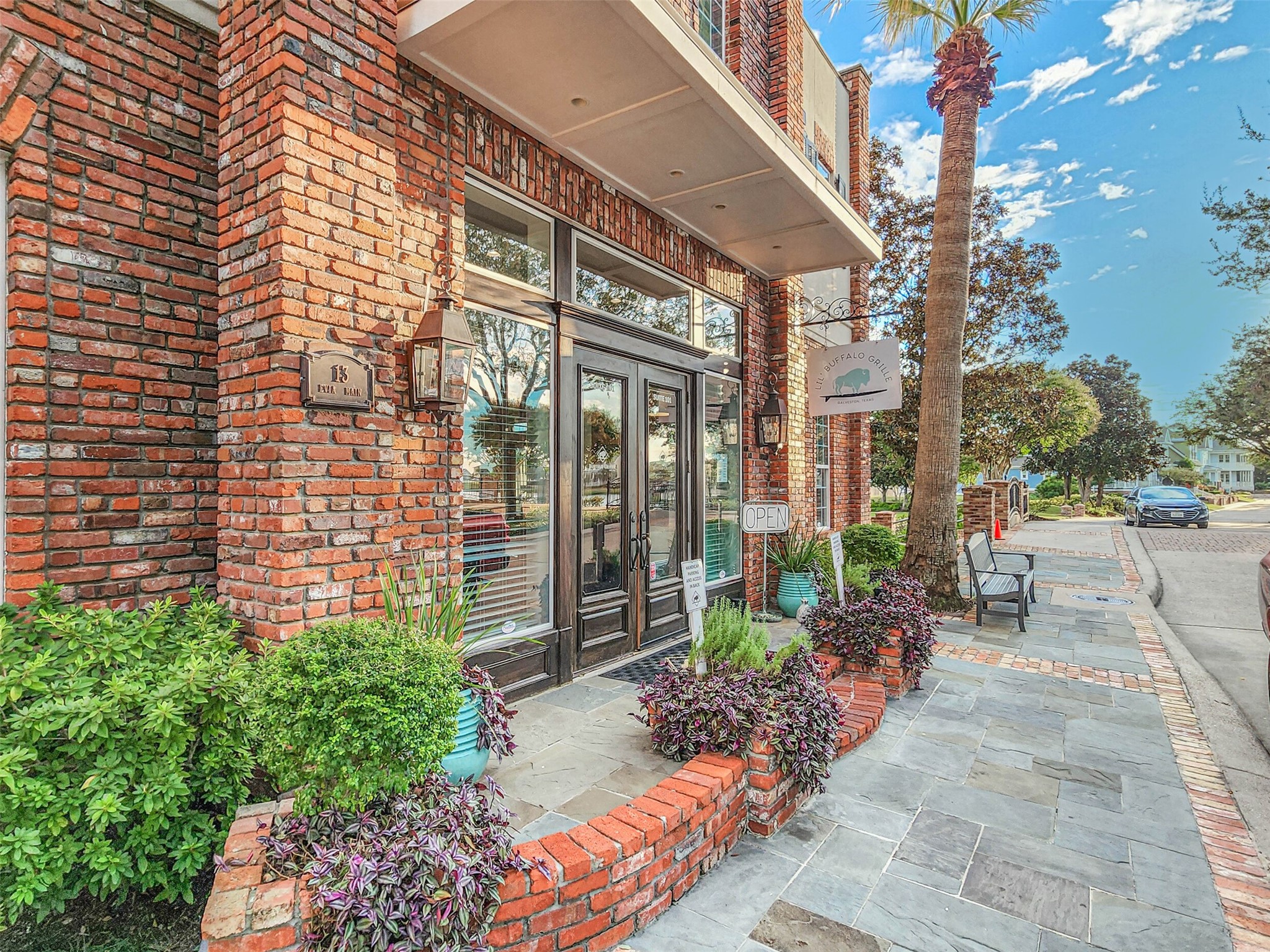 Basin Bistro is where you will enjoy casual dining with a view.