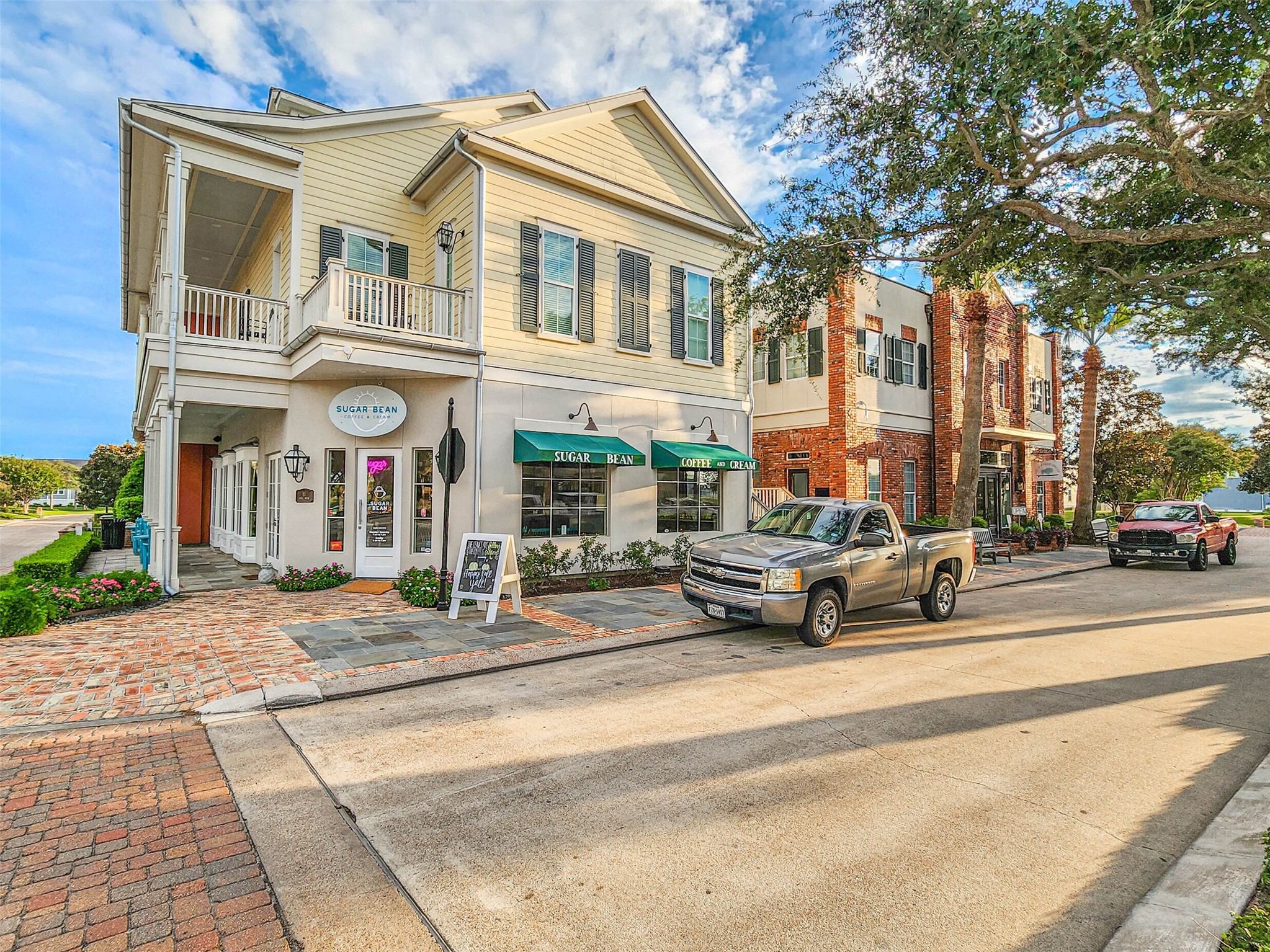 The Sugar Bean is where you will get your daily caffeine fix or on a warm Galveston day, enjoy a cold dessert after your meal at one of the fabulous offerings nearby.