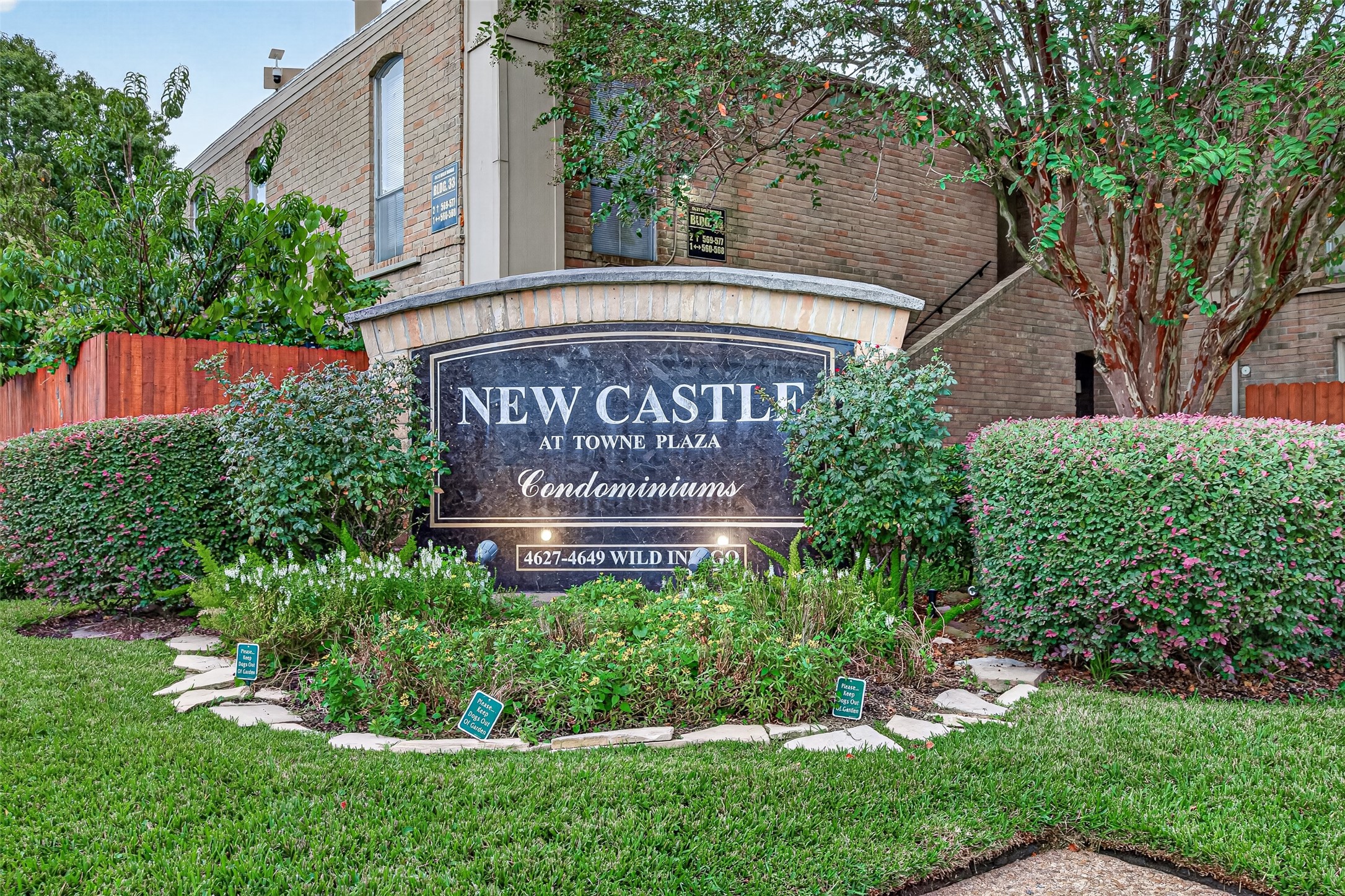 Enjoy the convenience of condominium living with ALL UTILITIES included: electricity, water, sewer, and basic cable. Enjoy the convenience of condominium living with ALL UTILITIES included: electricity, water, sewer, and basic cable.