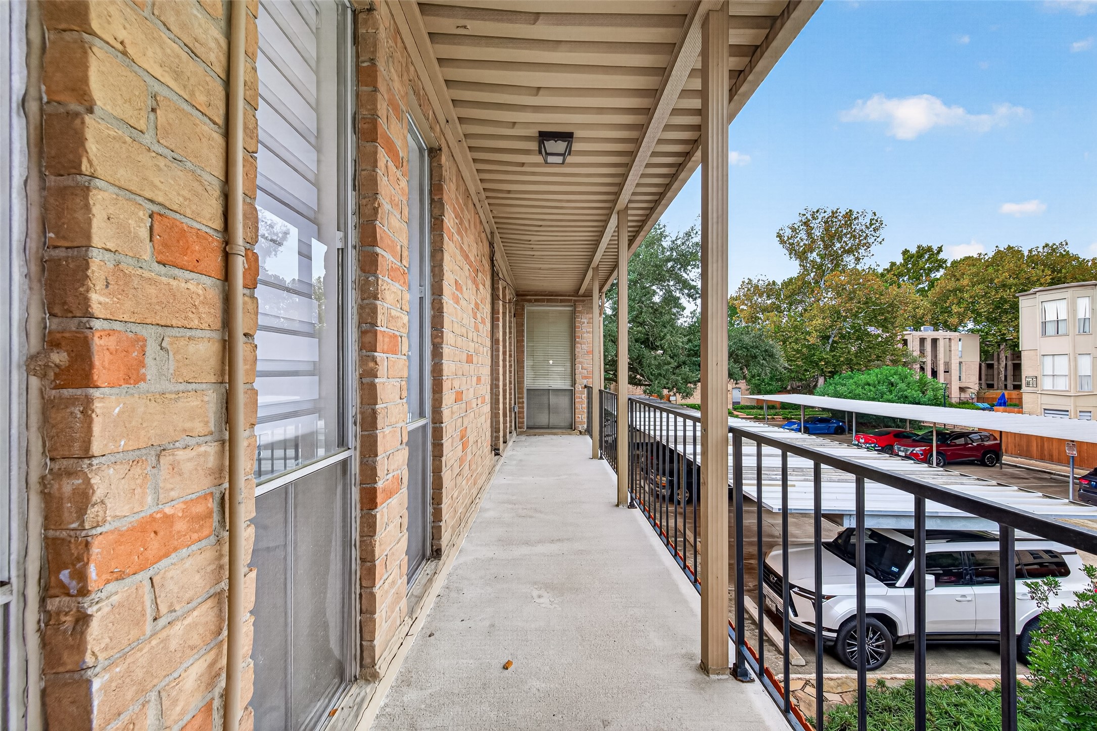 4633 Wild Indigo Street, #530, Houston, TX 77027