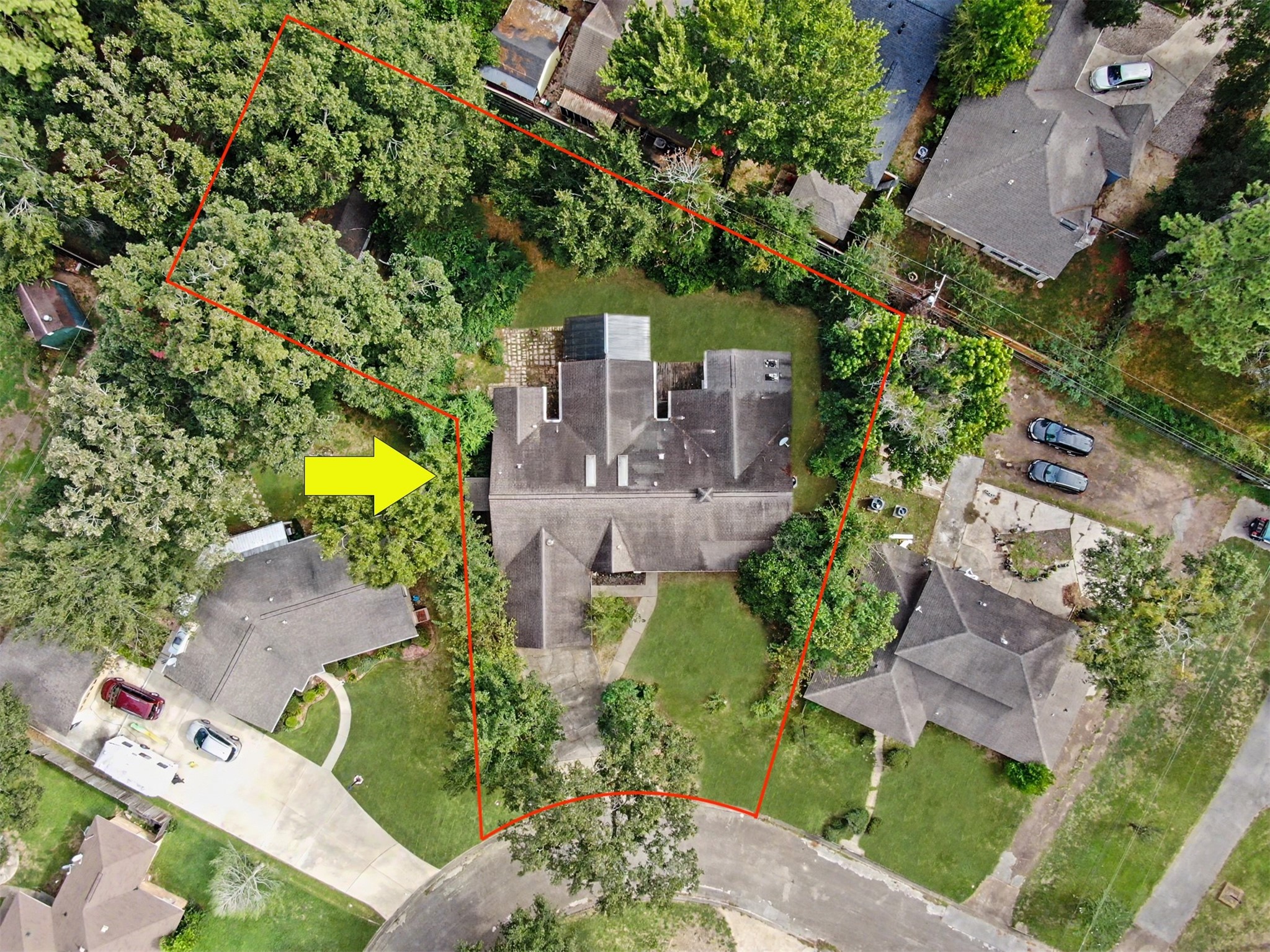 114 N Woodsway Street E, Conroe, TX 77301