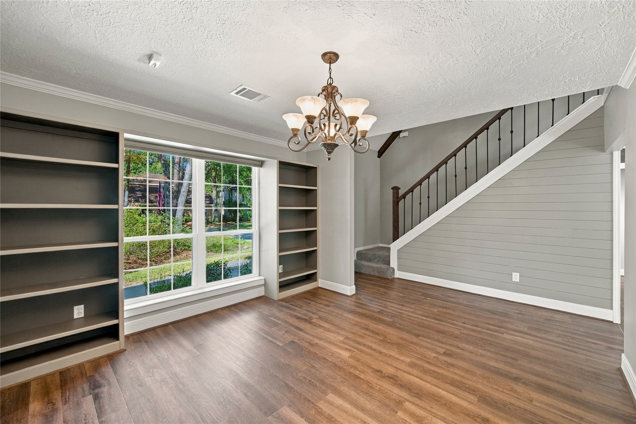 3222 Knoll Manor Drive, Houston, TX 77345