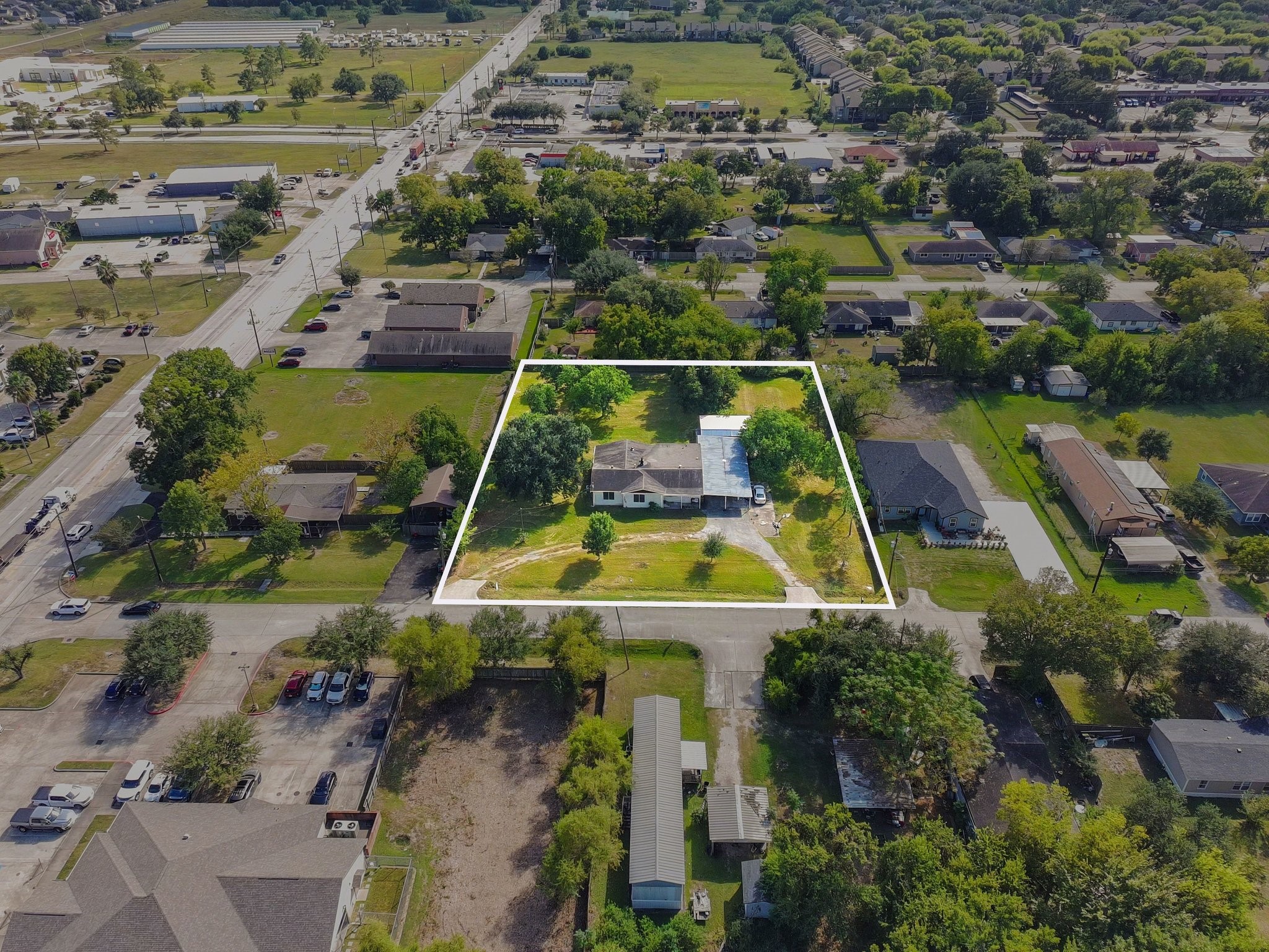 Aerial view of approximately 1.07 Acres