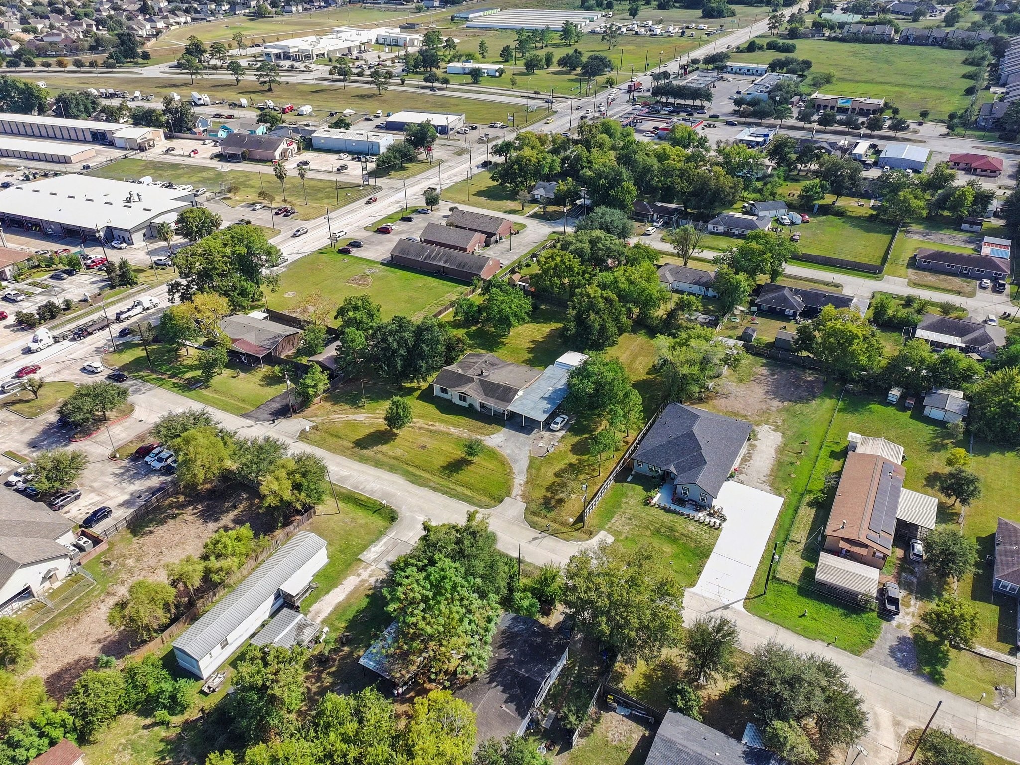 11 Craig Street, Baytown, TX 77521