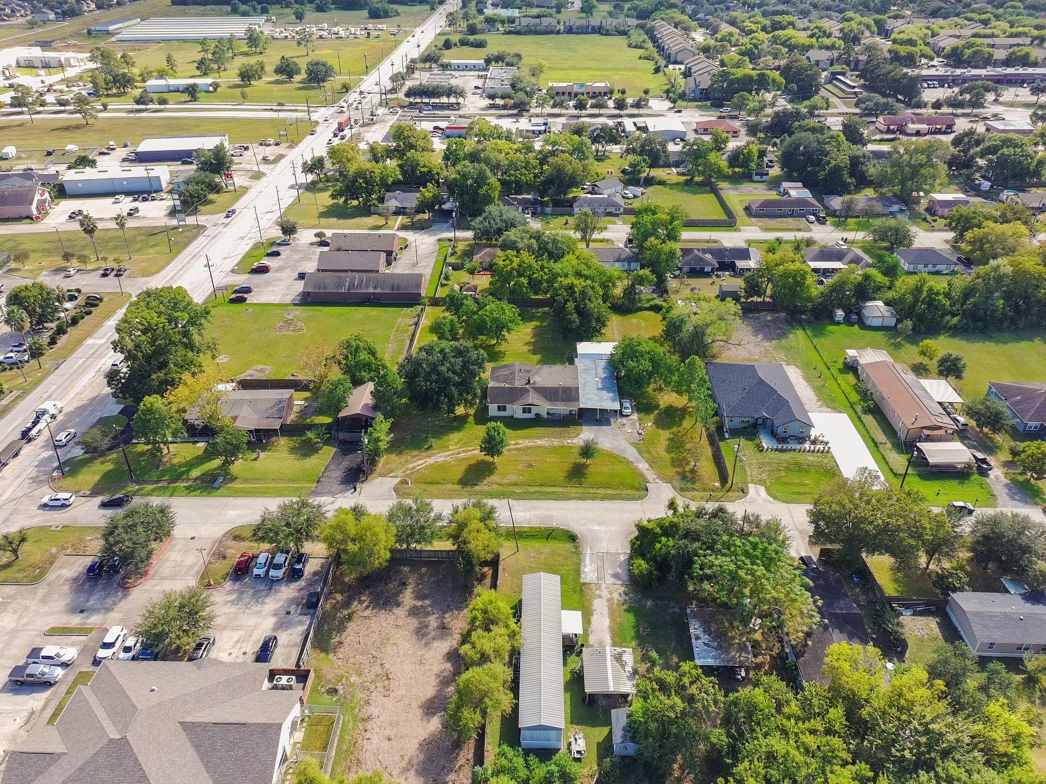 11 Craig Street, Baytown, TX 77521