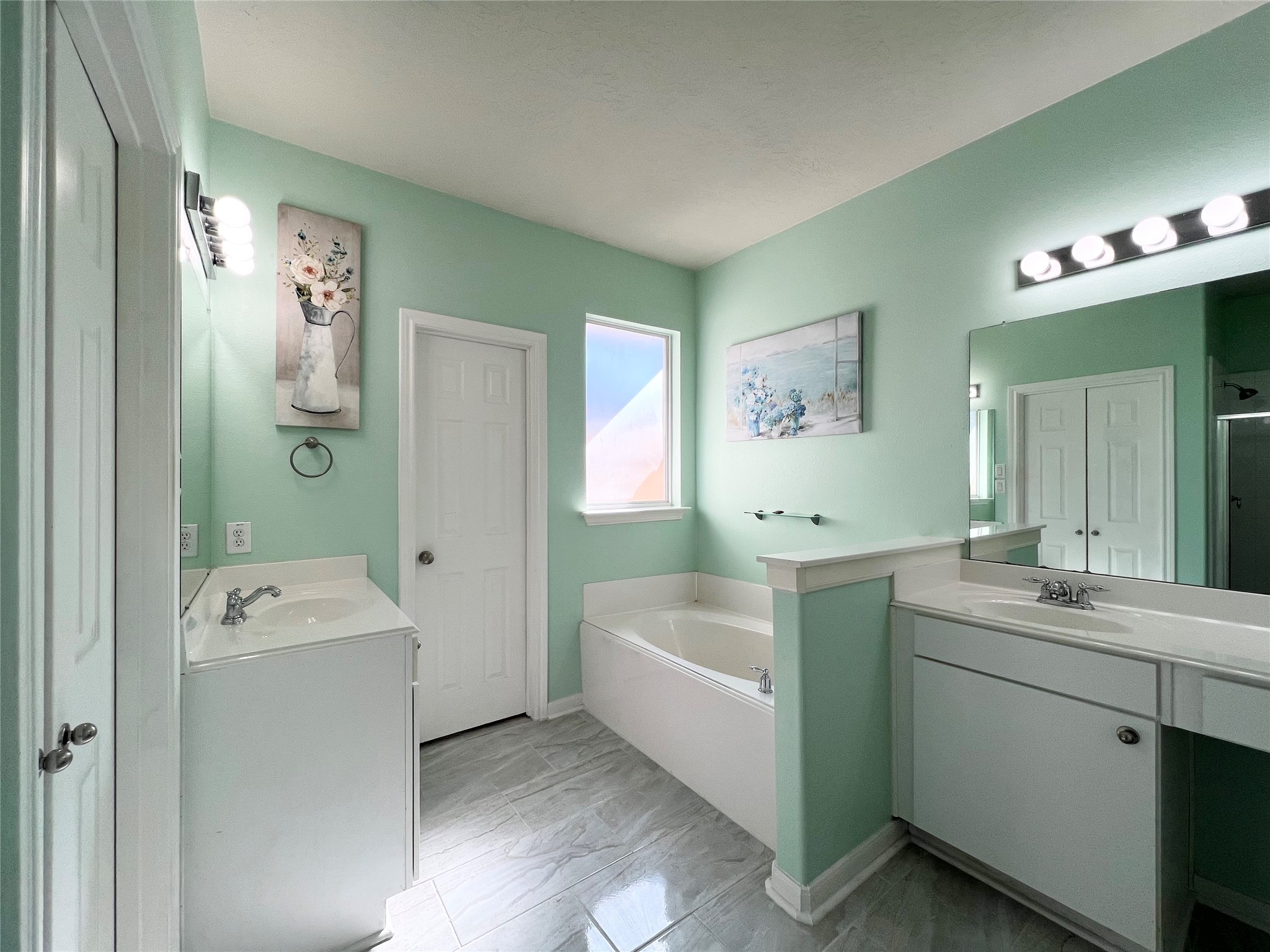 15838 Collinsville Drive, Tomball, TX 77377