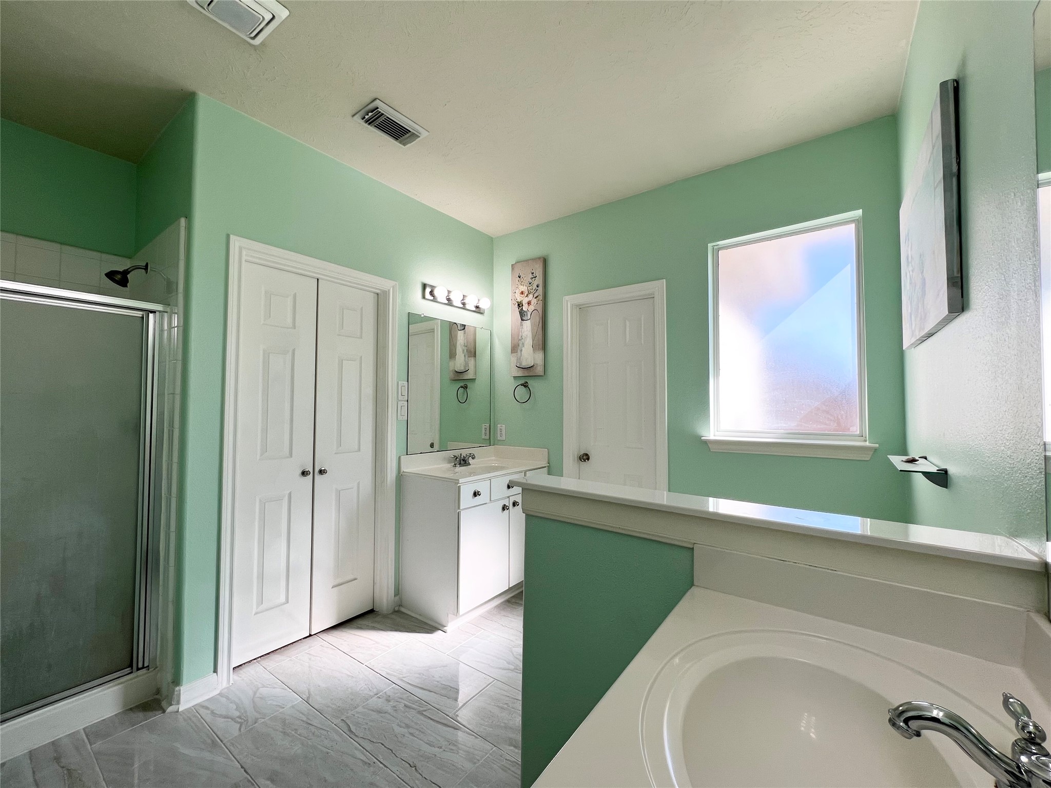 15838 Collinsville Drive, Tomball, TX 77377