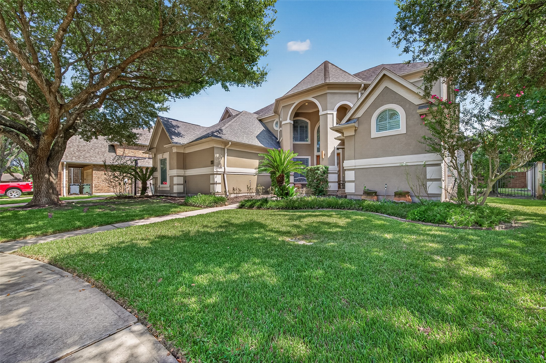 Another look at this stunning home, a beauty at every corner!