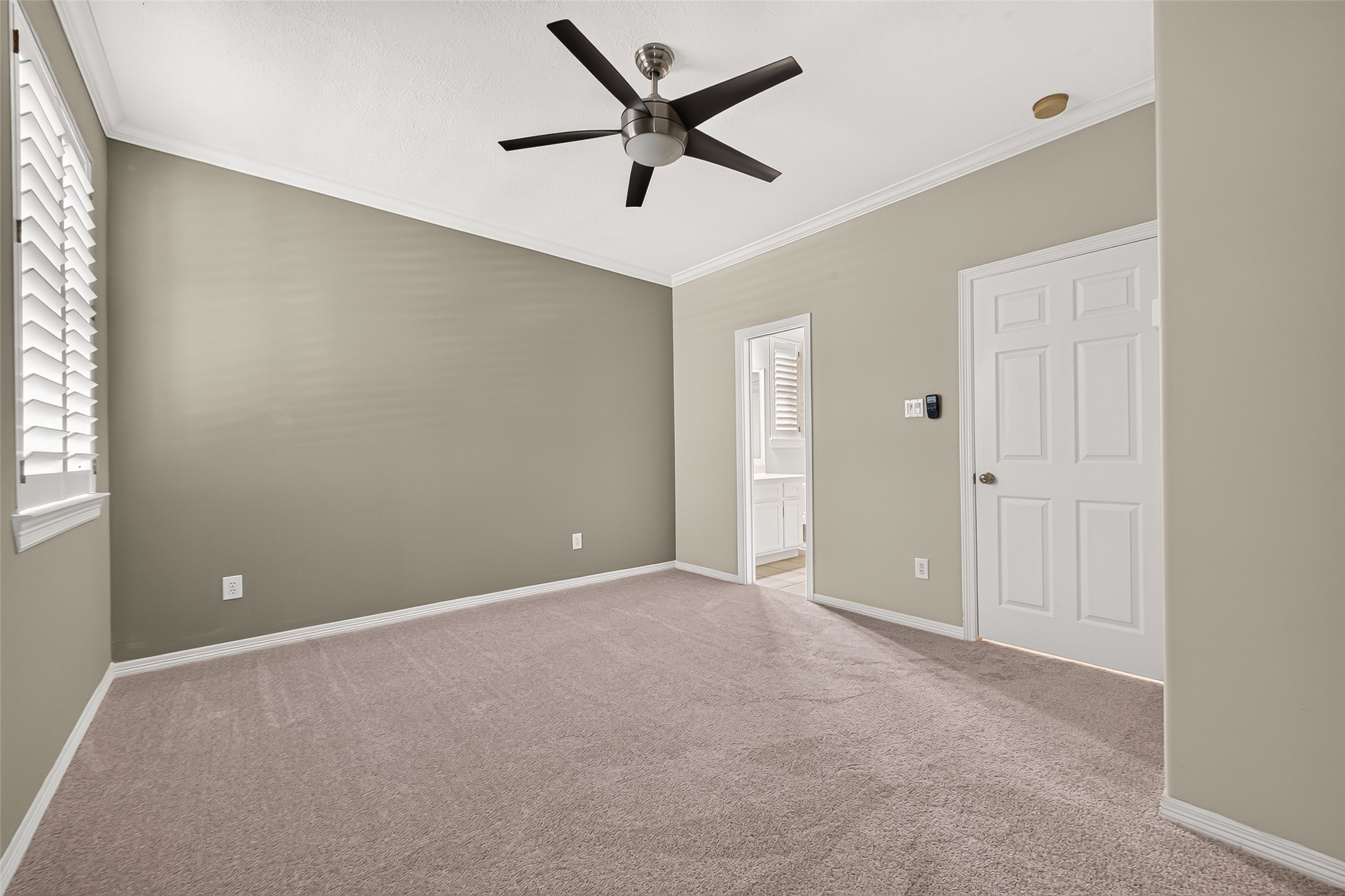 Spacious secondary bedroom