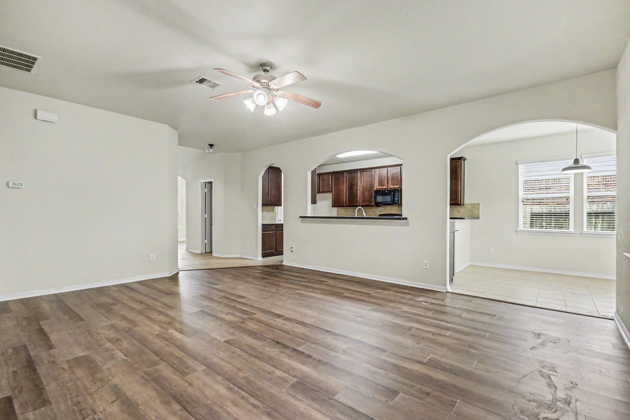 1439 Barras Street, Alvin, TX 77511