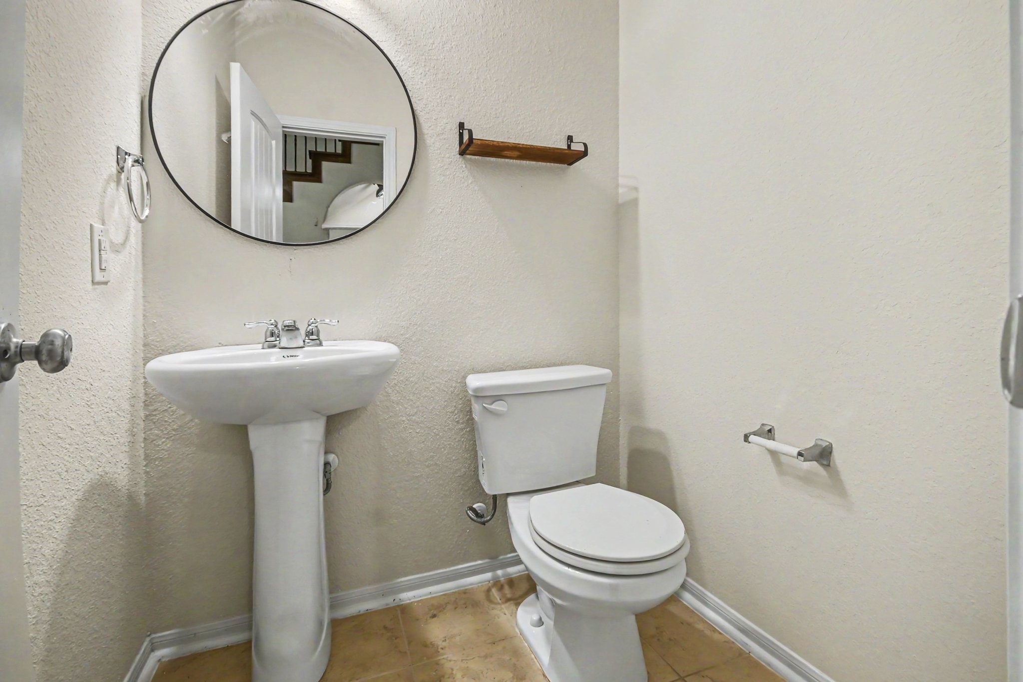 1439 Barras Street, Alvin, TX 77511