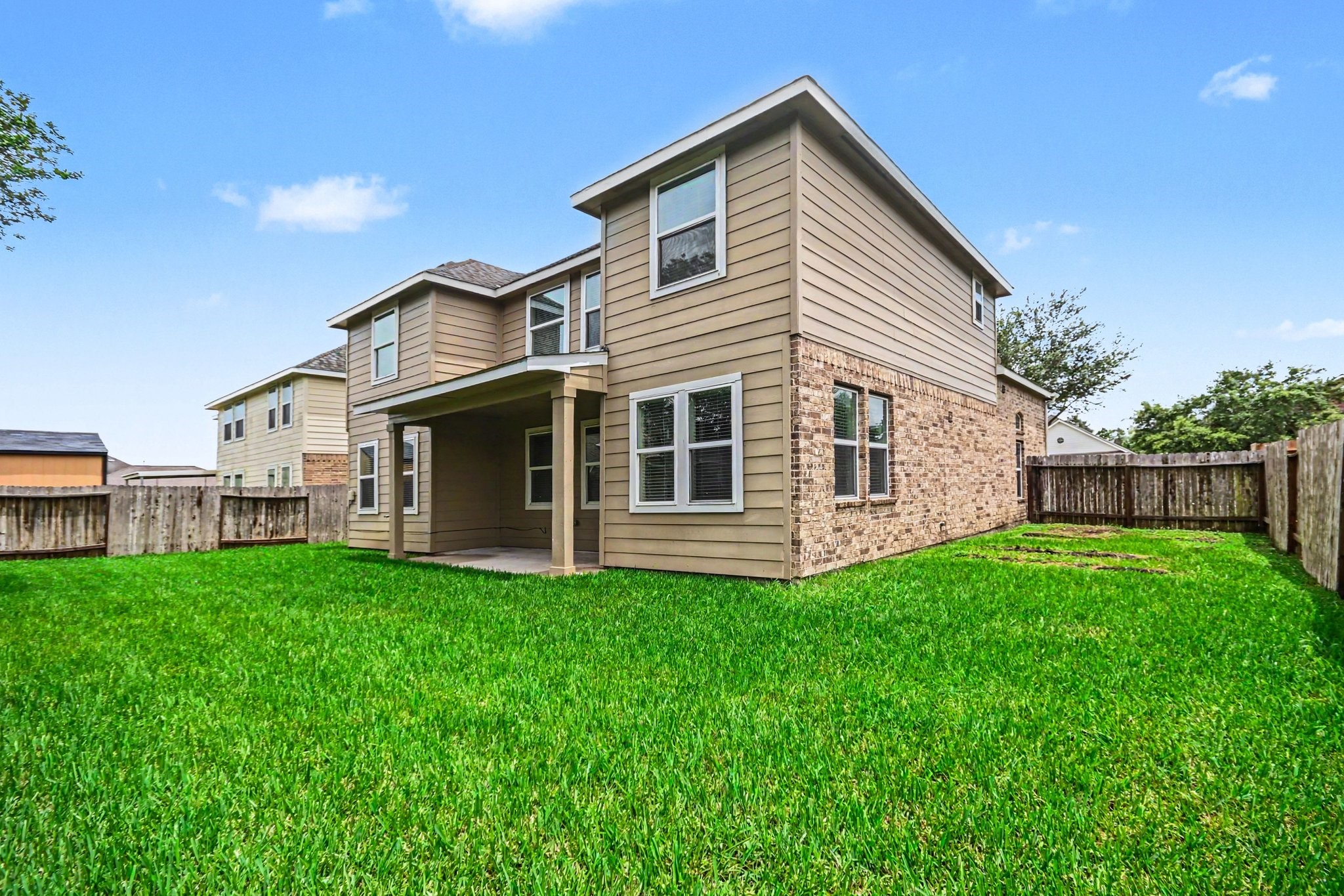 1439 Barras Street, Alvin, TX 77511