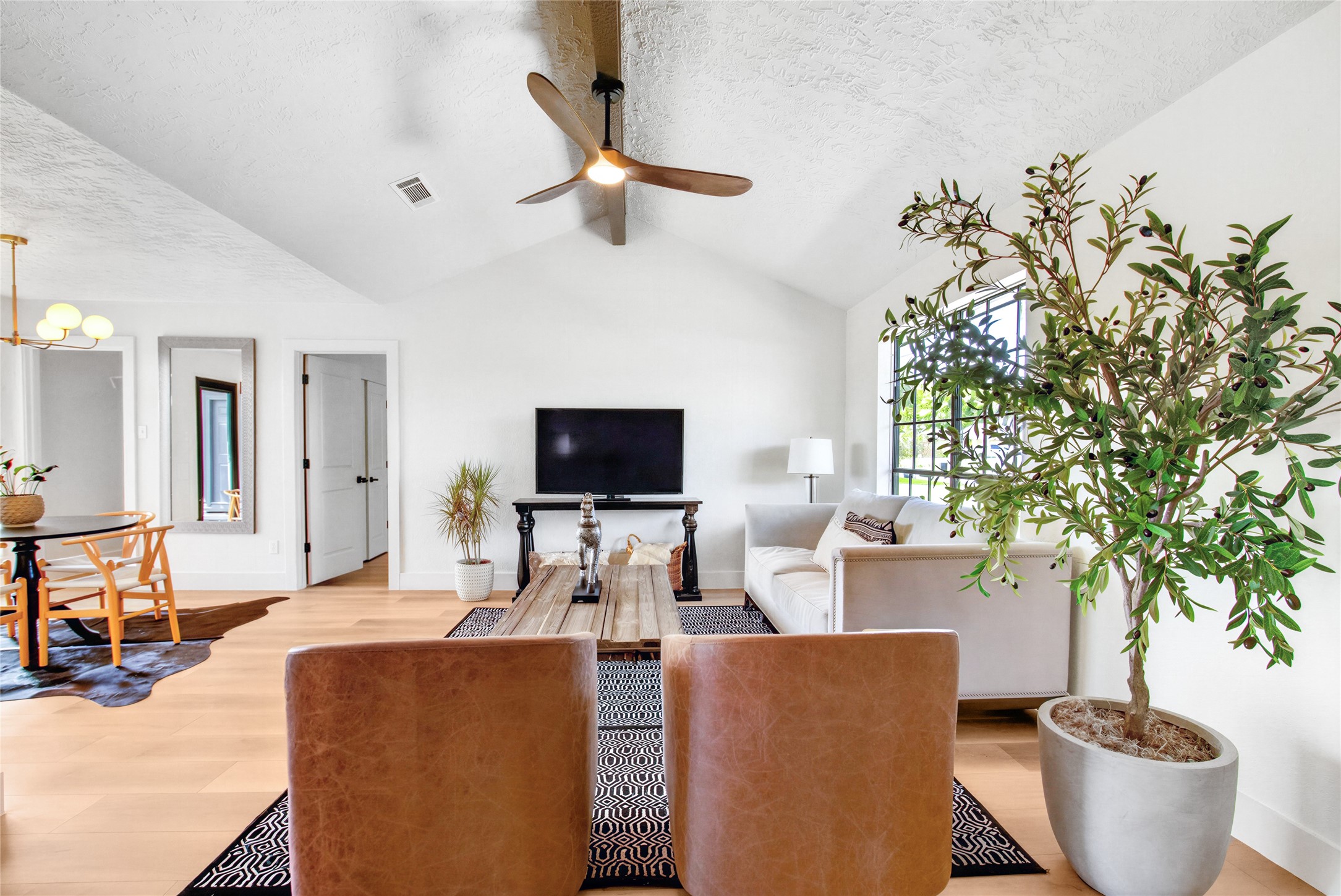 2501 Ironclad Drive, League City, TX 77573 2501 Ironclad Drive, League City, TX 77573