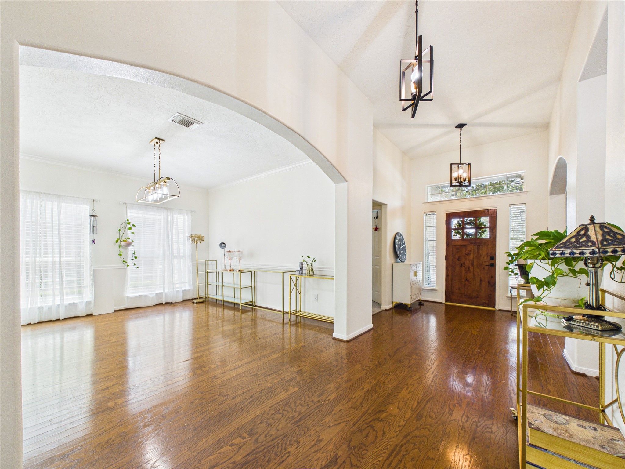 2876 Love Lane, Friendswood, TX 77546