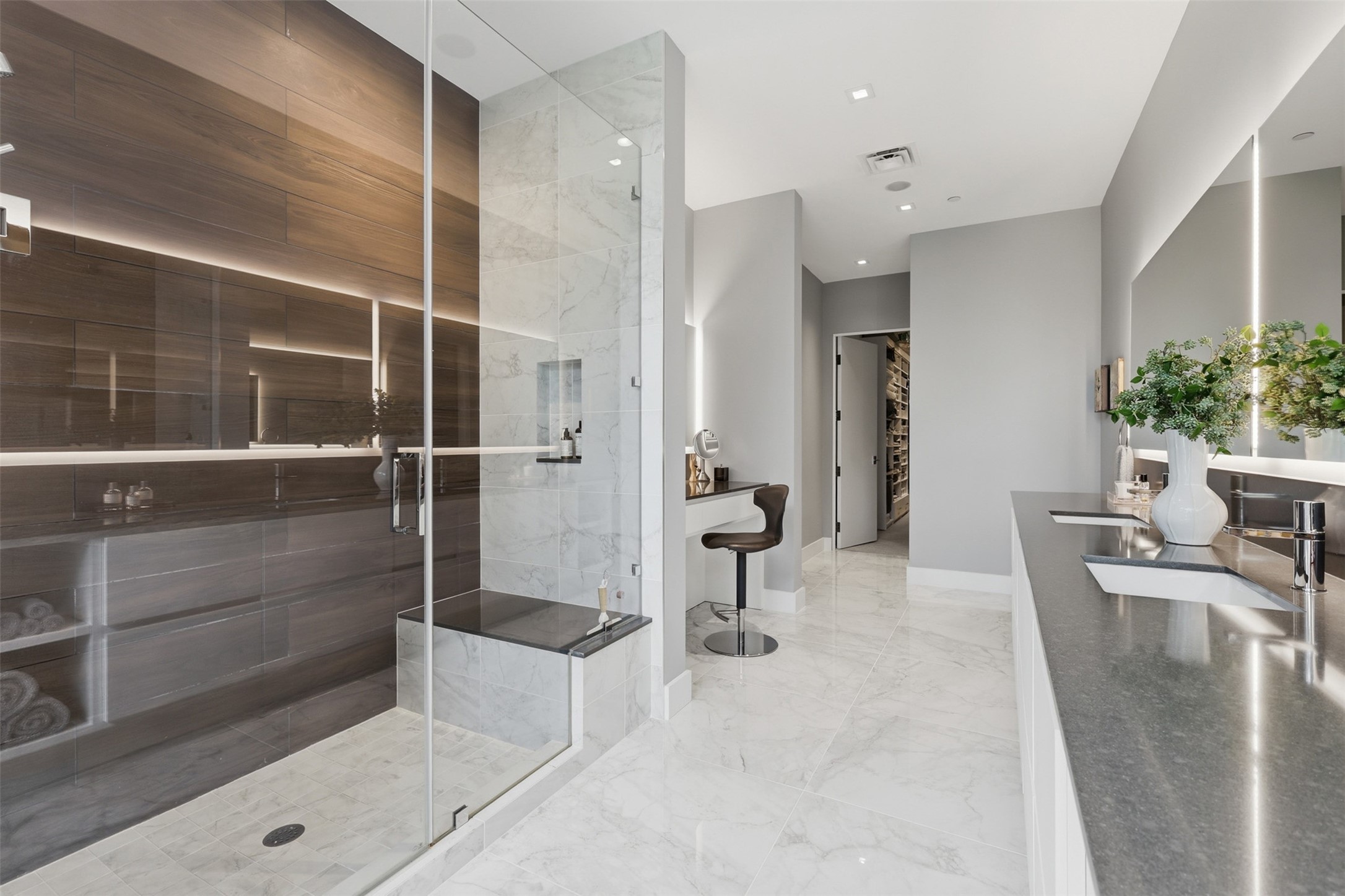 2710 Steel Street, #405, Houston, TX 77098