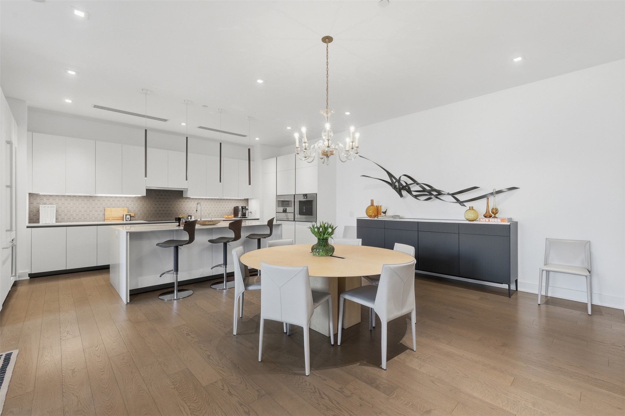 2710 Steel Street, #405, Houston, TX 77098