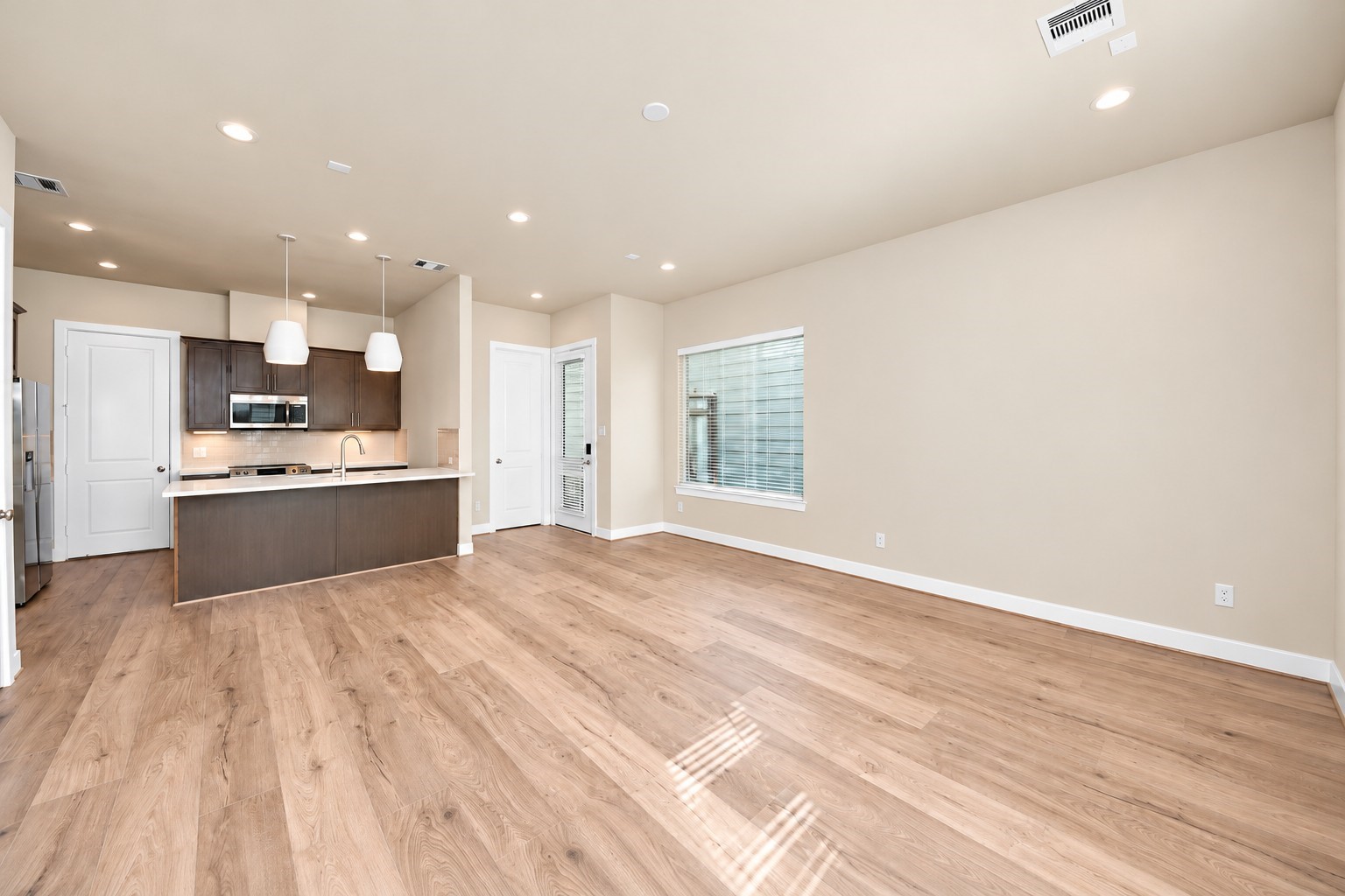 5908 Jasper Jones Way, Houston, TX 77091 5908 Jasper Jones Way, Houston, TX 77091