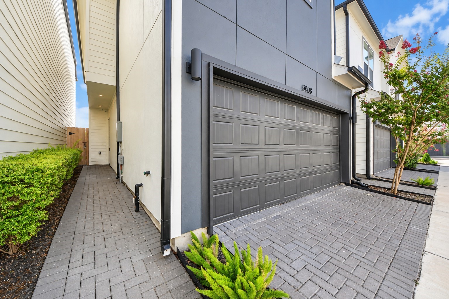 5908 Jasper Jones Way, Houston, TX 77091 5908 Jasper Jones Way, Houston, TX 77091